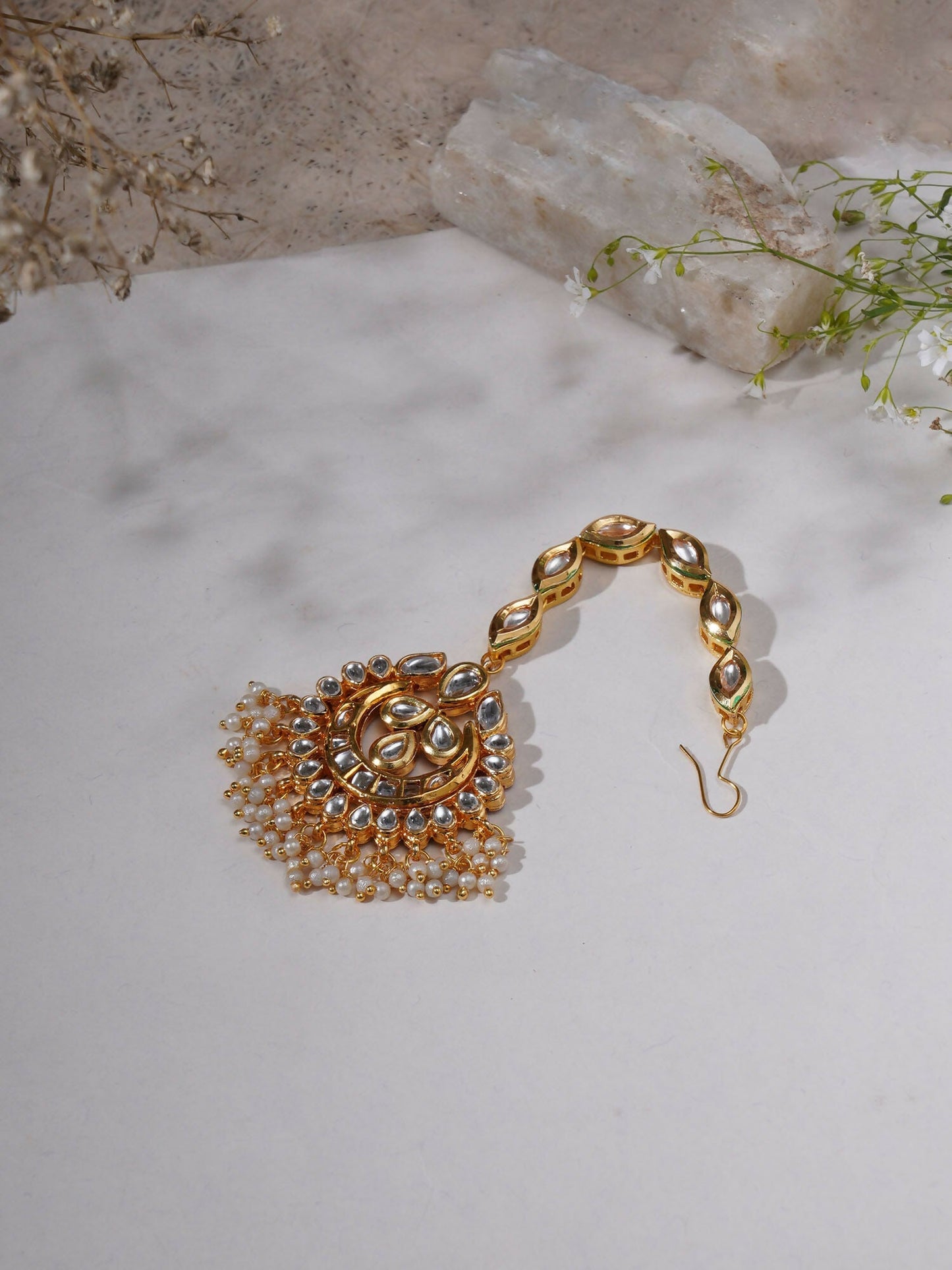 Kundan Maang Tikka (Gold) - Ruby Raang | Swadesiicart