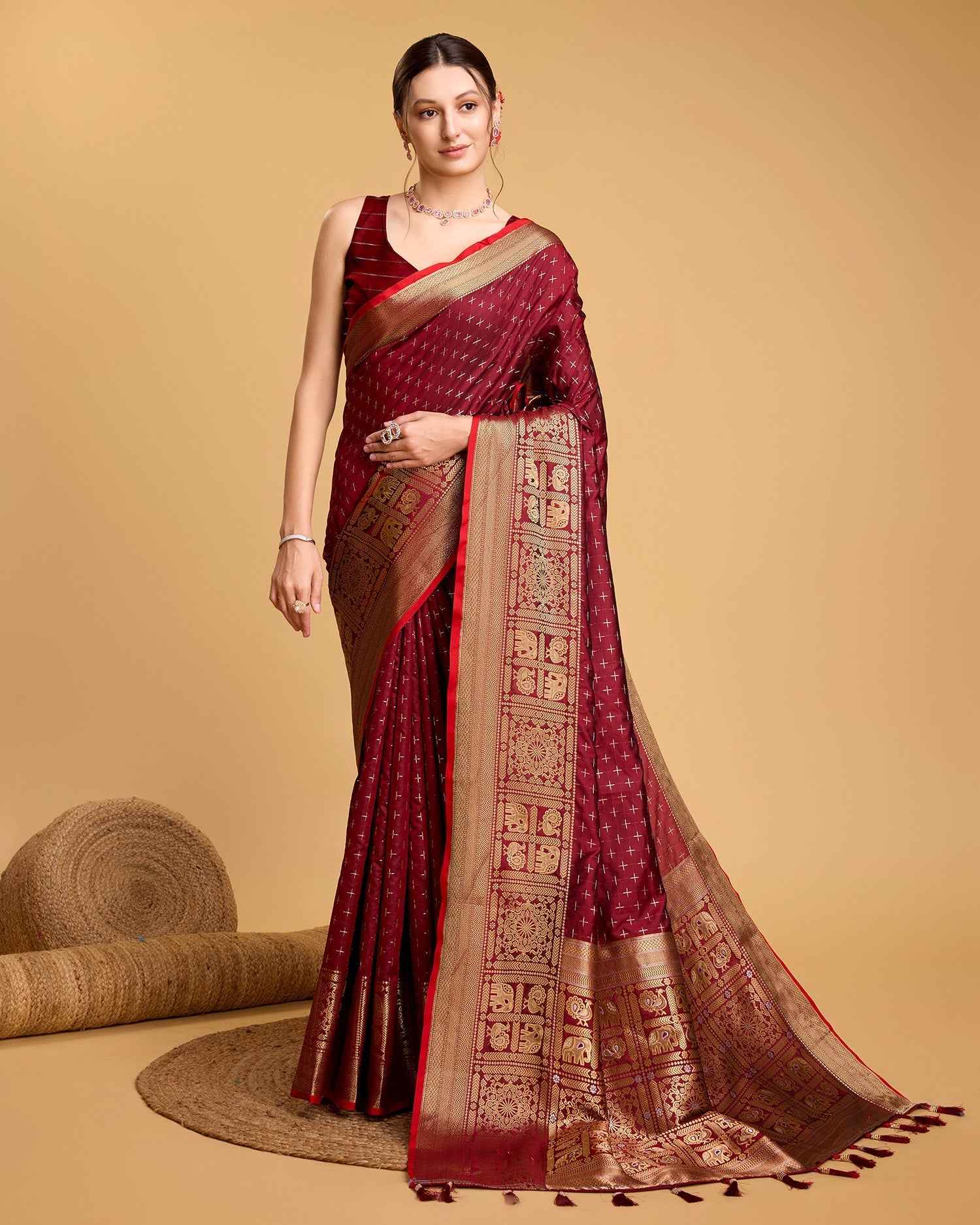 Vedant Vastram Soft Litchi Silk Banarasi Silk Saree - Maroon | Swadesiicart