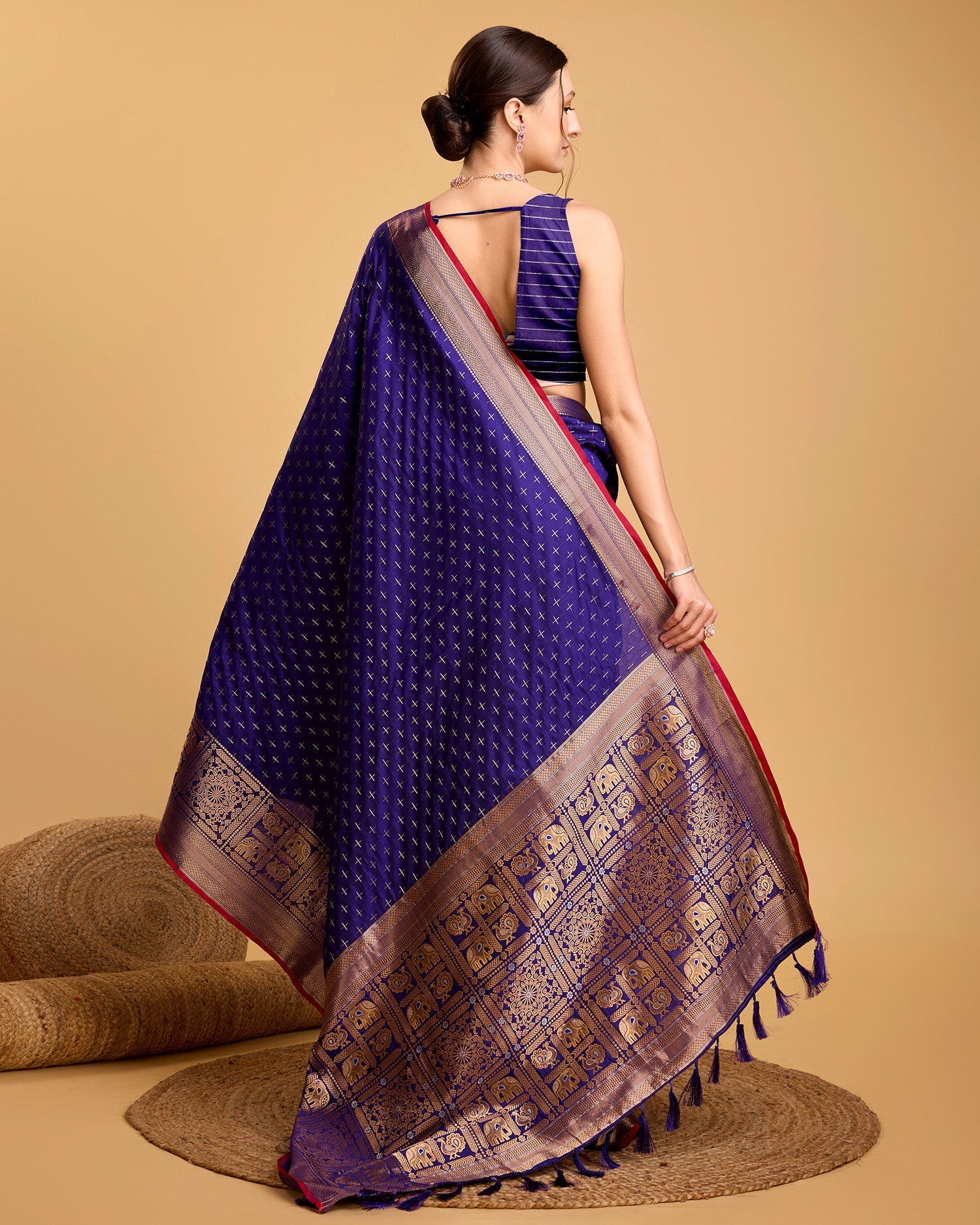 Vedant Vastram Soft Litchi Silk Banarasi Silk Saree - Violate | Swadesiicart