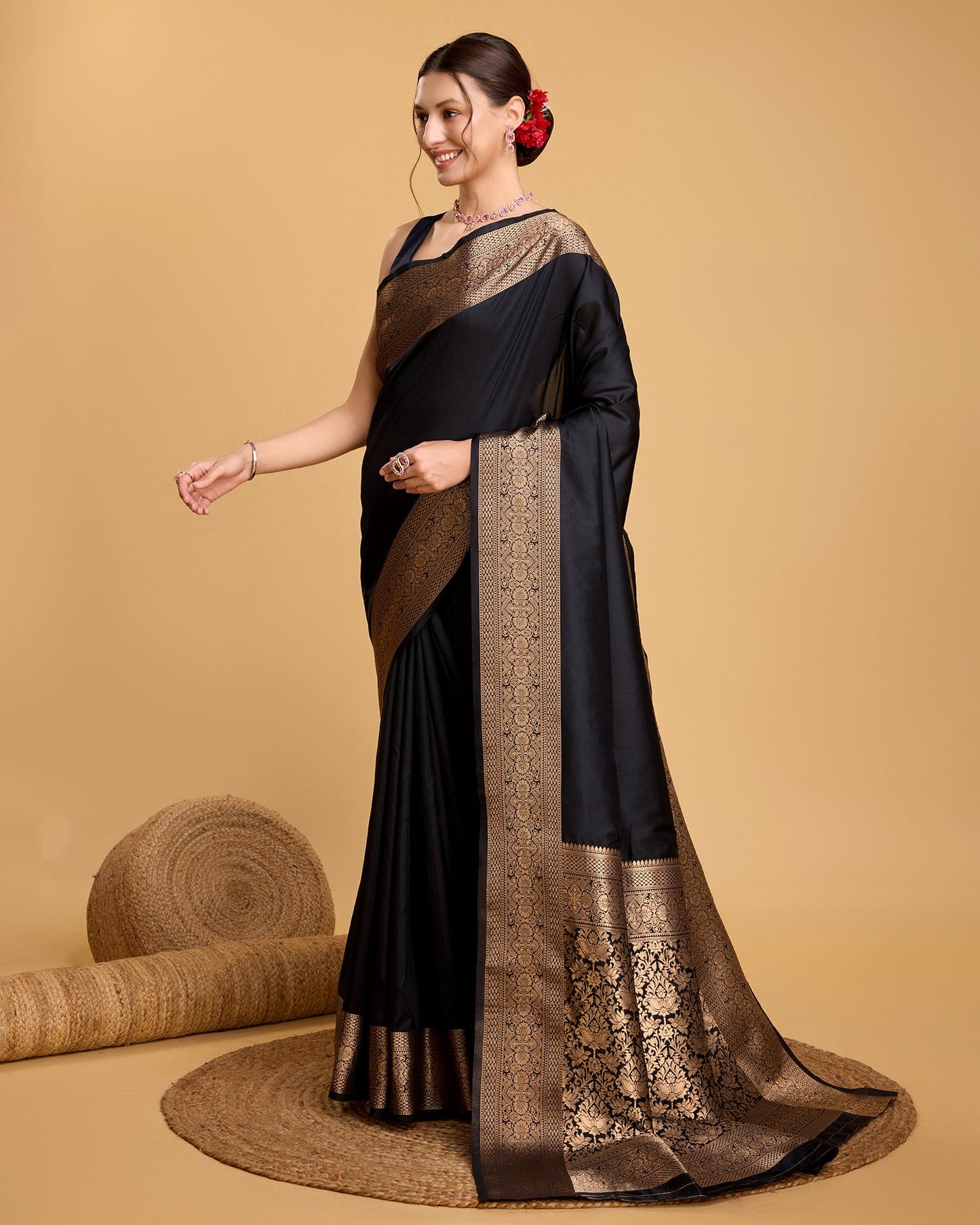 Vedant Vastram Soft Litchi Silk Banarasi Silk Saree - Black | Swadesiicart