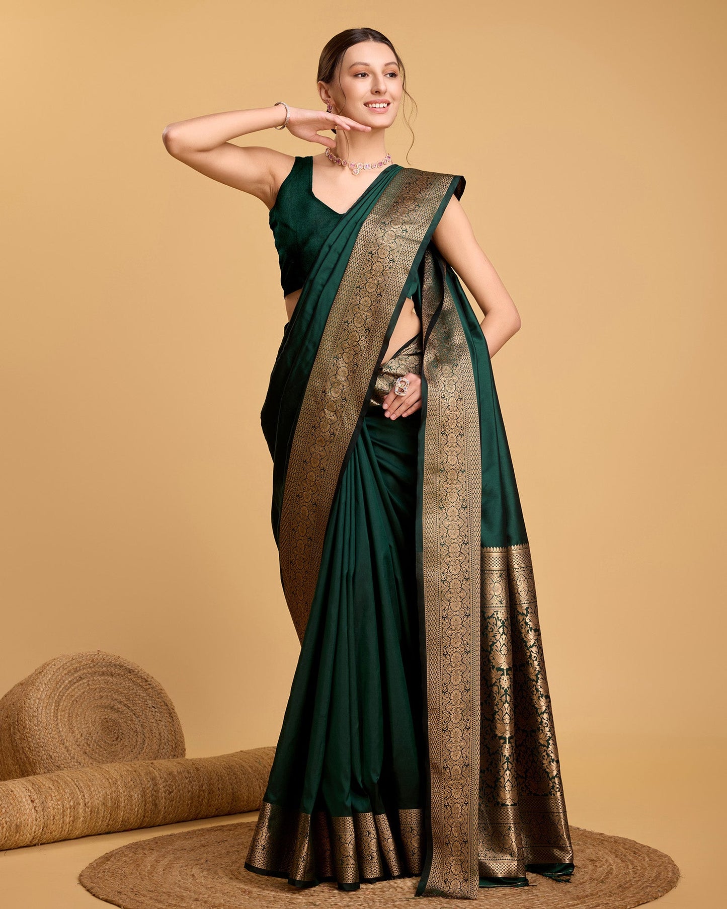 Vedant Vastram Soft Litchi Silk Banarasi Silk Saree - Green | Swadesiicart