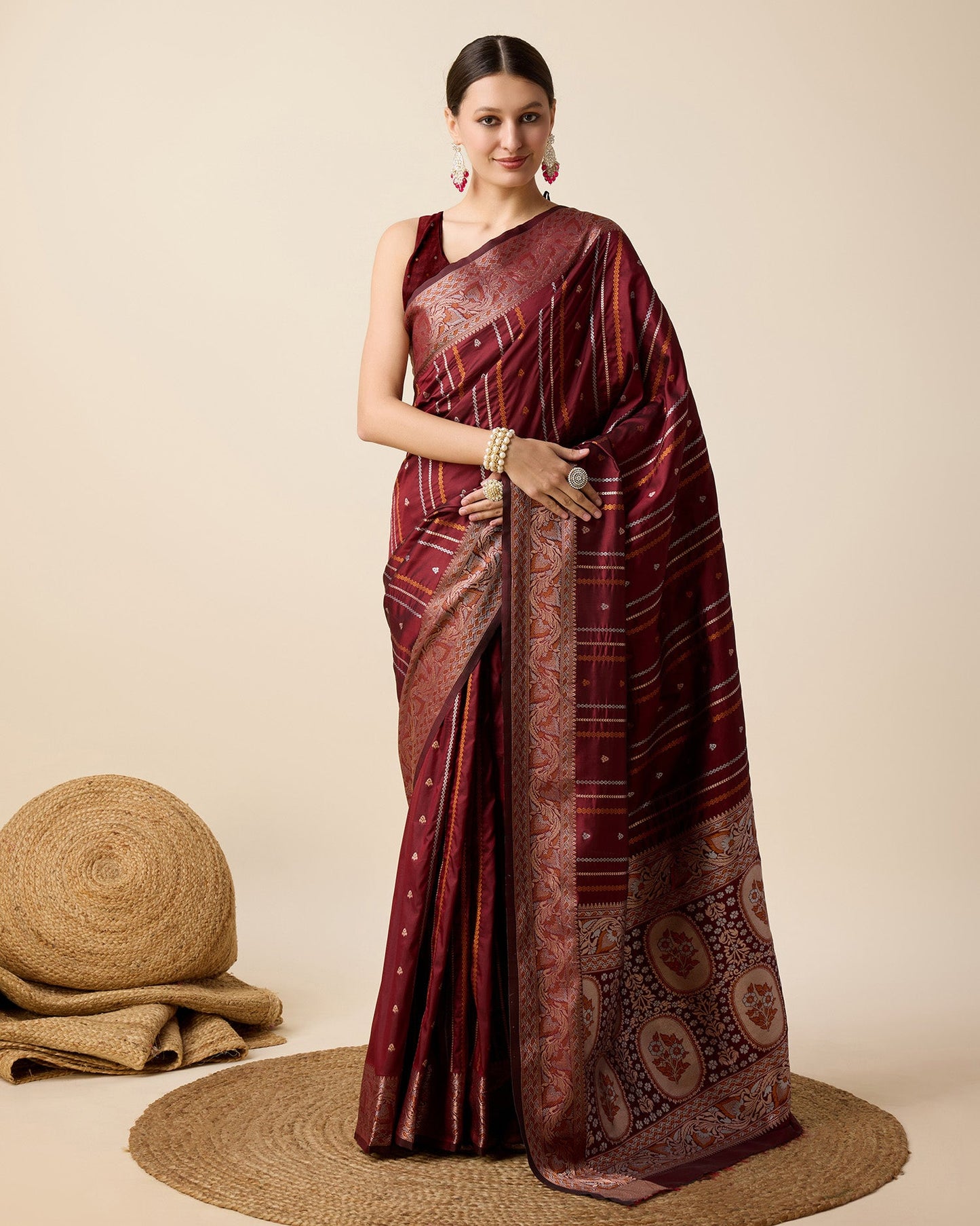 Vedant Vastram Soft Litchi Silk Banarasi Silk Saree - Maroon | Swadesiicart