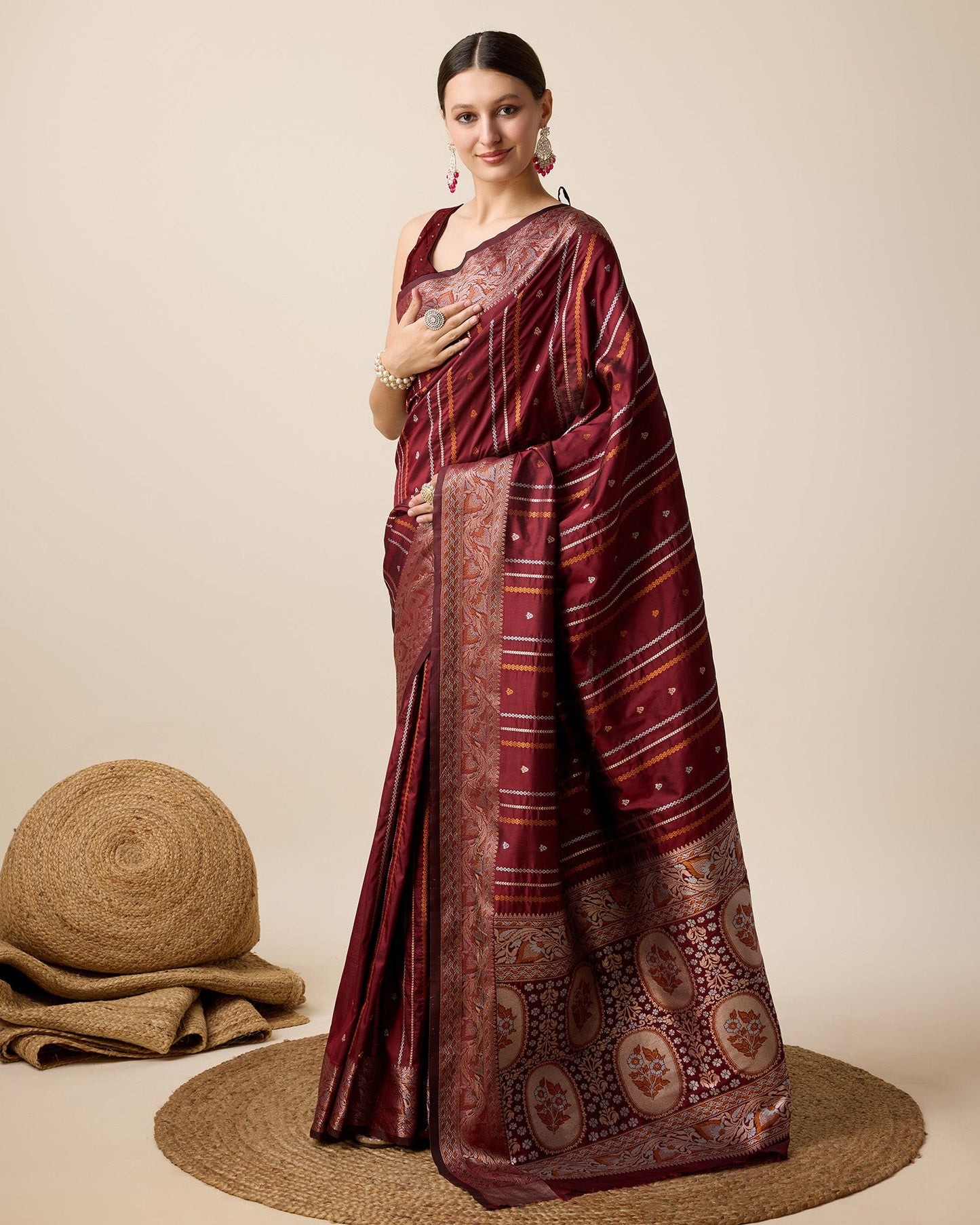 Vedant Vastram Soft Litchi Silk Banarasi Silk Saree - Maroon | Swadesiicart