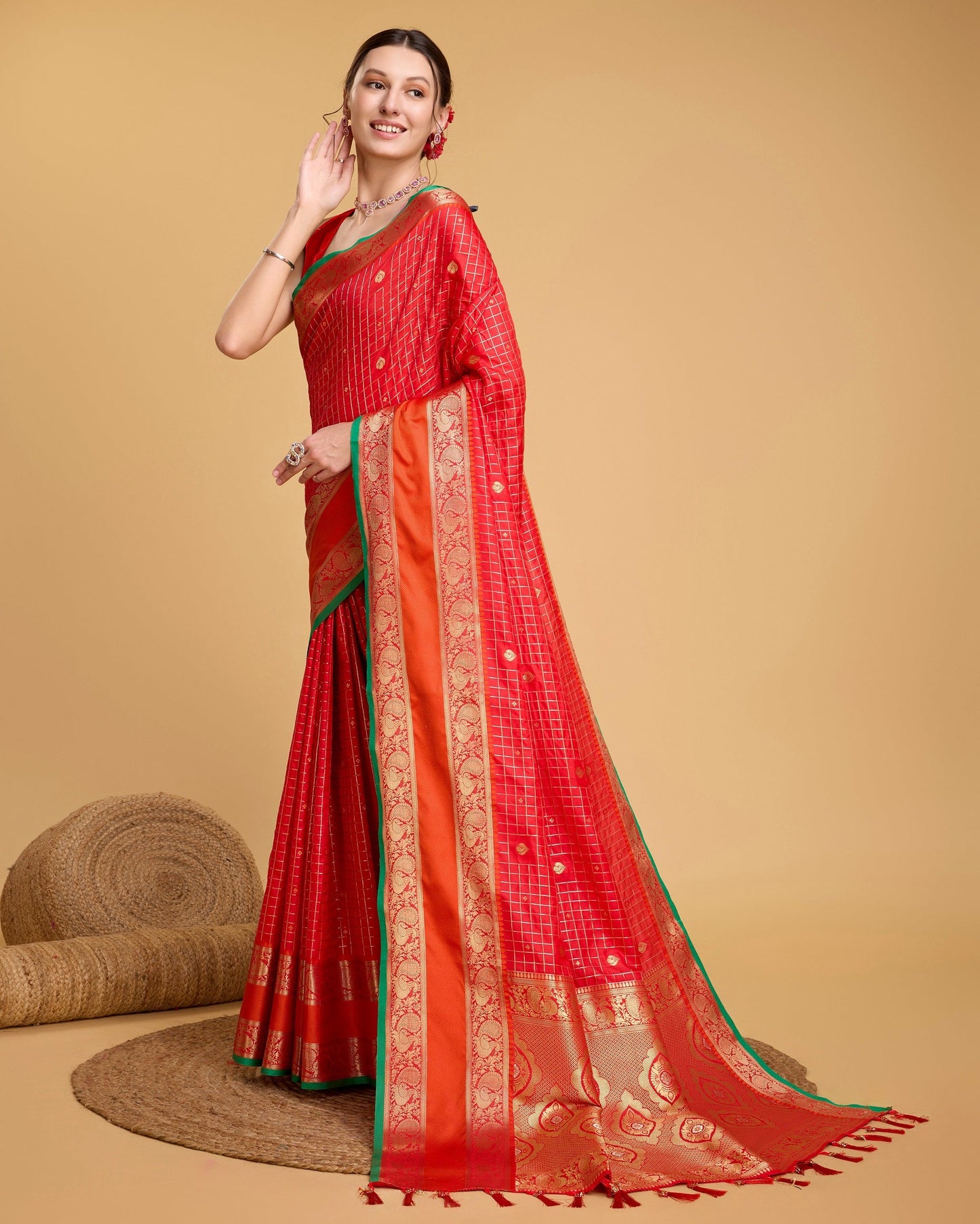 Vedant Vastram Soft Litchi Silk Banarasi Silk Saree - Red | Swadesiicart