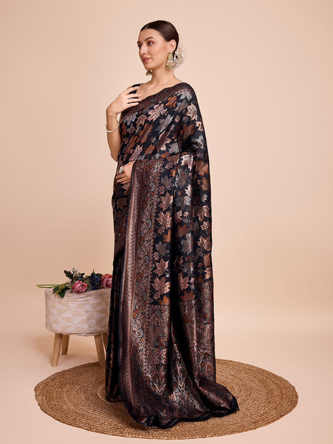 Vedant Vastram Soft Litchi Silk Banarasi Silk Saree - Black | Swadesiicart