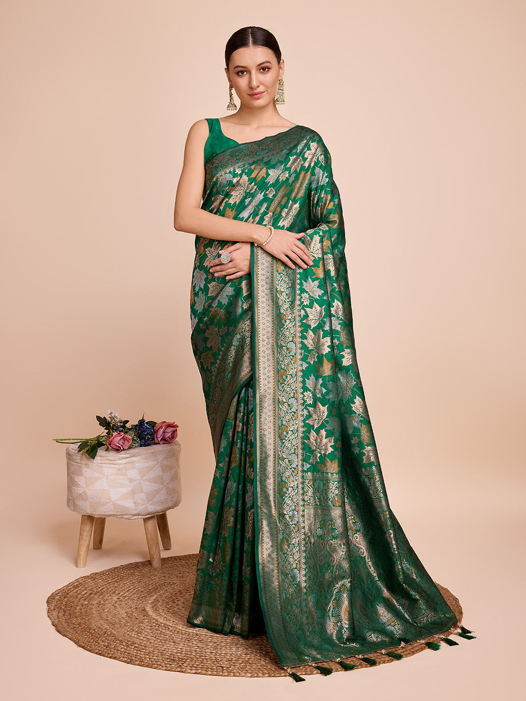 Vedant Vastram Soft Litchi Silk Banarasi Silk Saree - Green | Swadesiicart