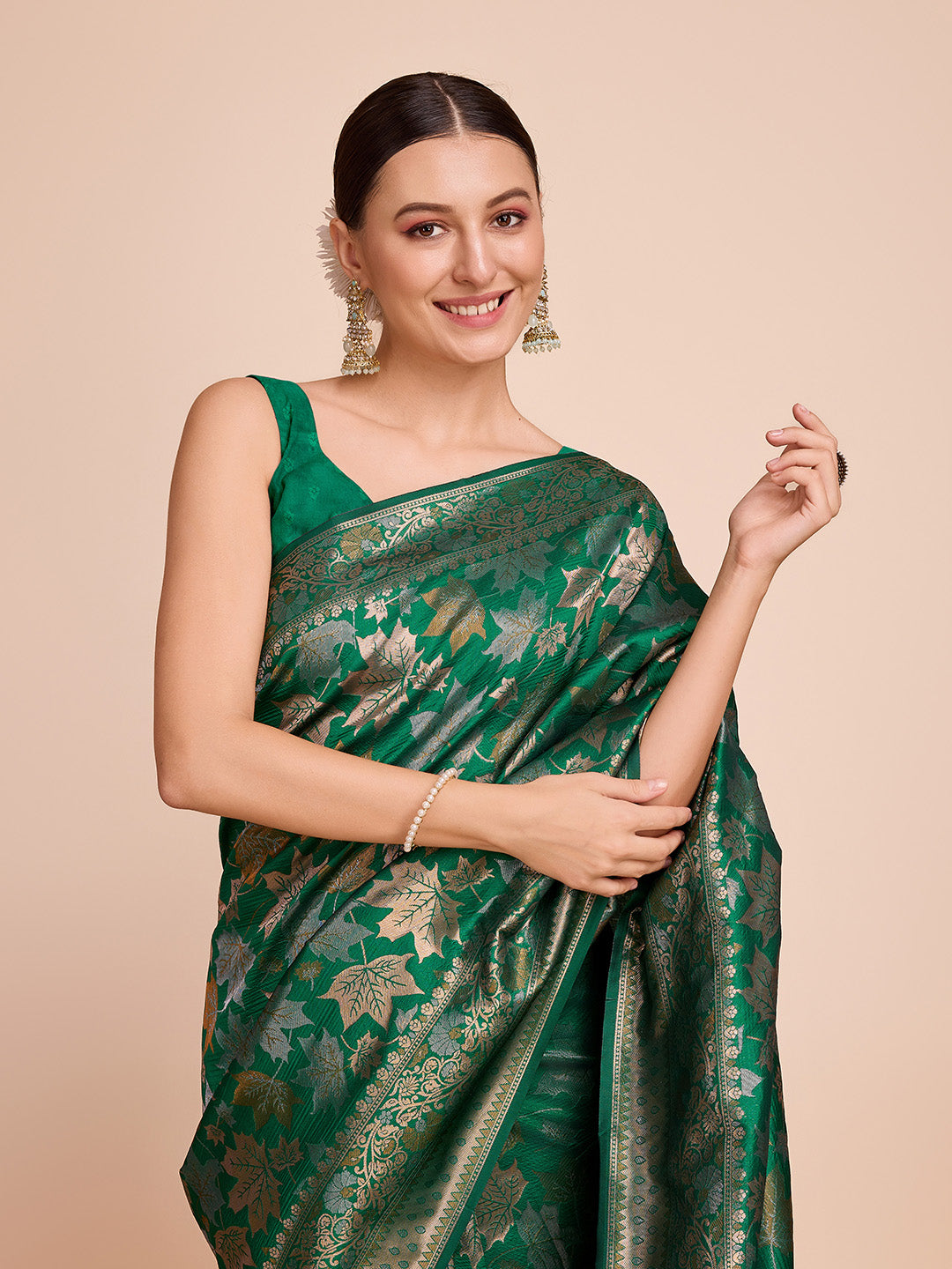 Vedant Vastram Soft Litchi Silk Banarasi Silk Saree - Green | Swadesiicart