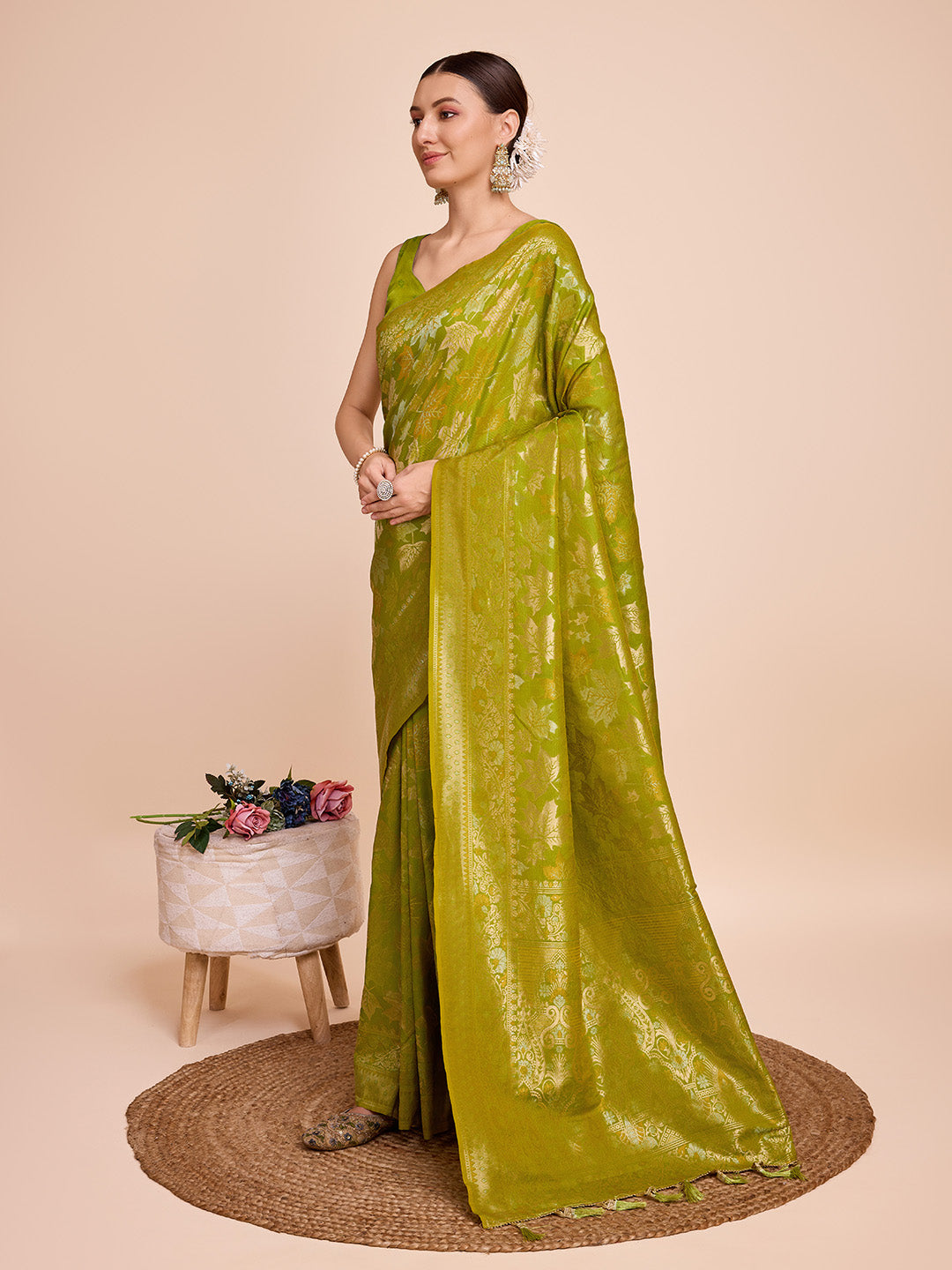 Vedant Vastram Soft Litchi Silk Banarasi Silk Saree - Olive | Swadesiicart