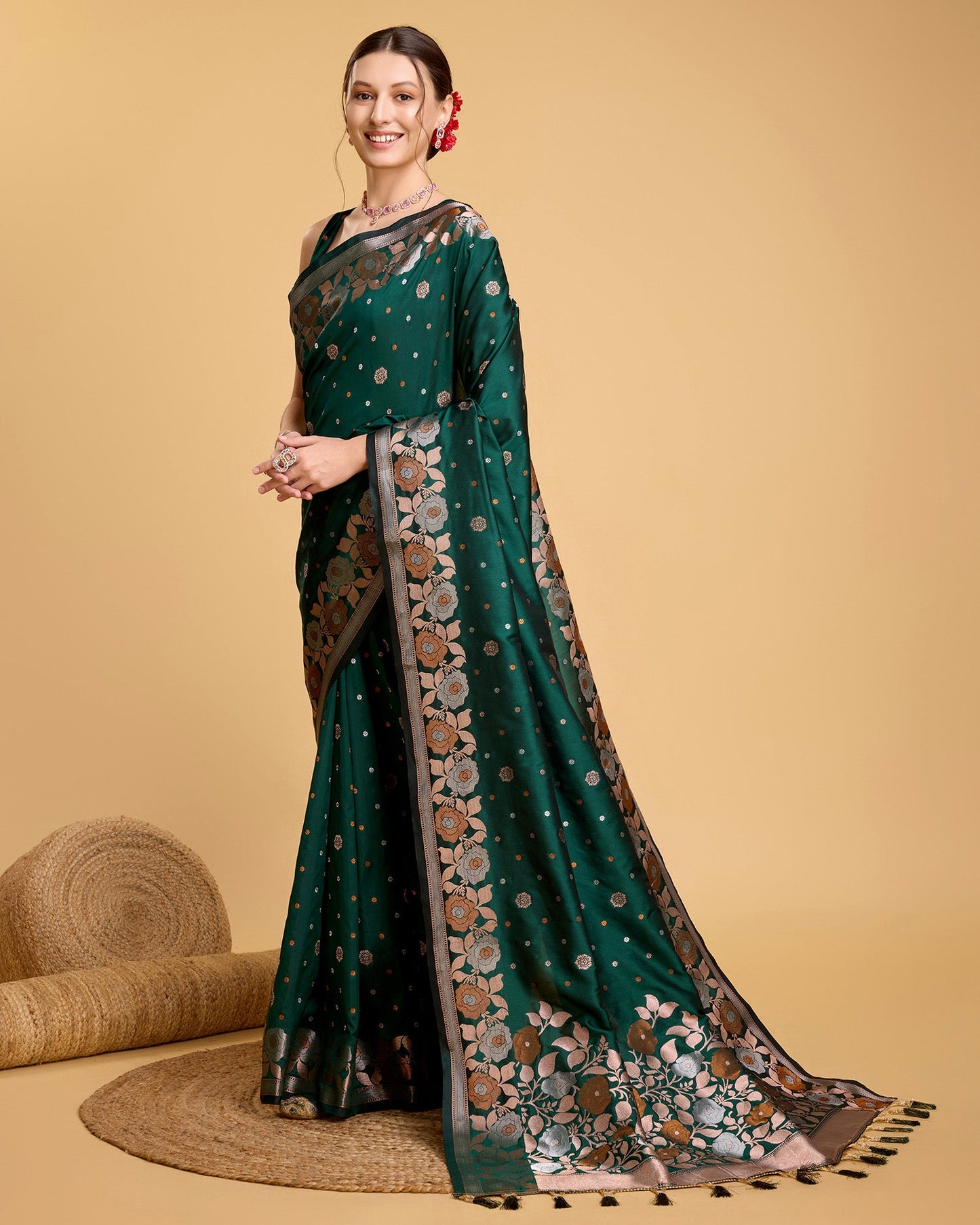 Vedant Vastram Soft Litchi Silk Banarasi Silk Saree - Green | Swadesiicart