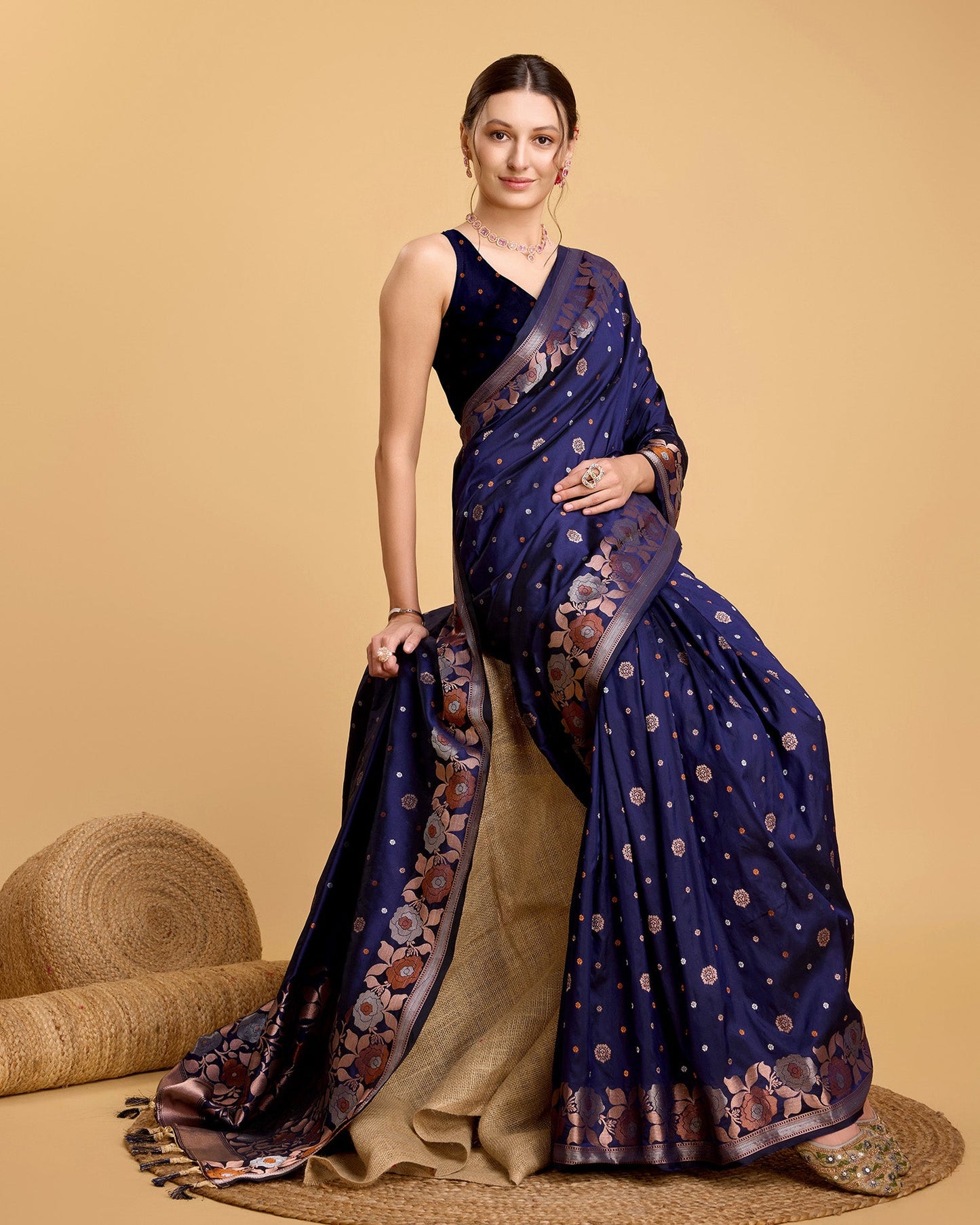 Vedant Vastram Soft Litchi Silk Banarasi Silk Saree - Navy | Swadesiicart
