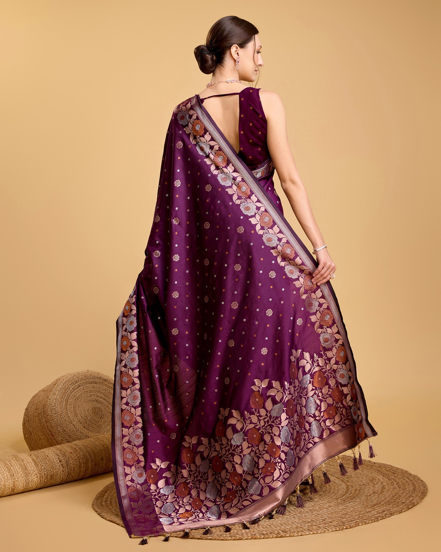 Vedant Vastram Soft Litchi Silk Banarasi Silk Saree - Wine | Swadesiicart