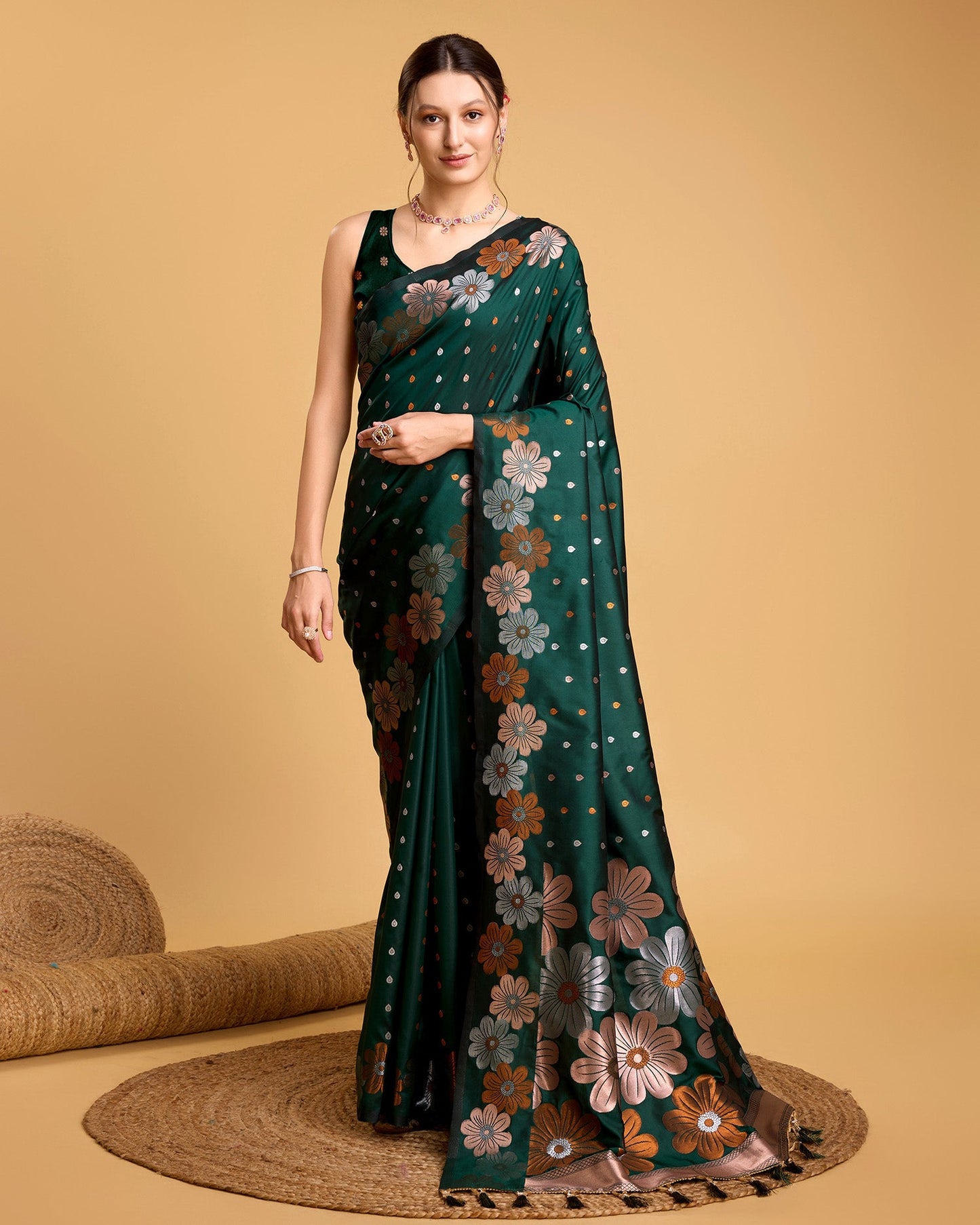 Vedant Vastram Soft Litchi Silk Banarasi Silk Saree - Green | Swadesiicart