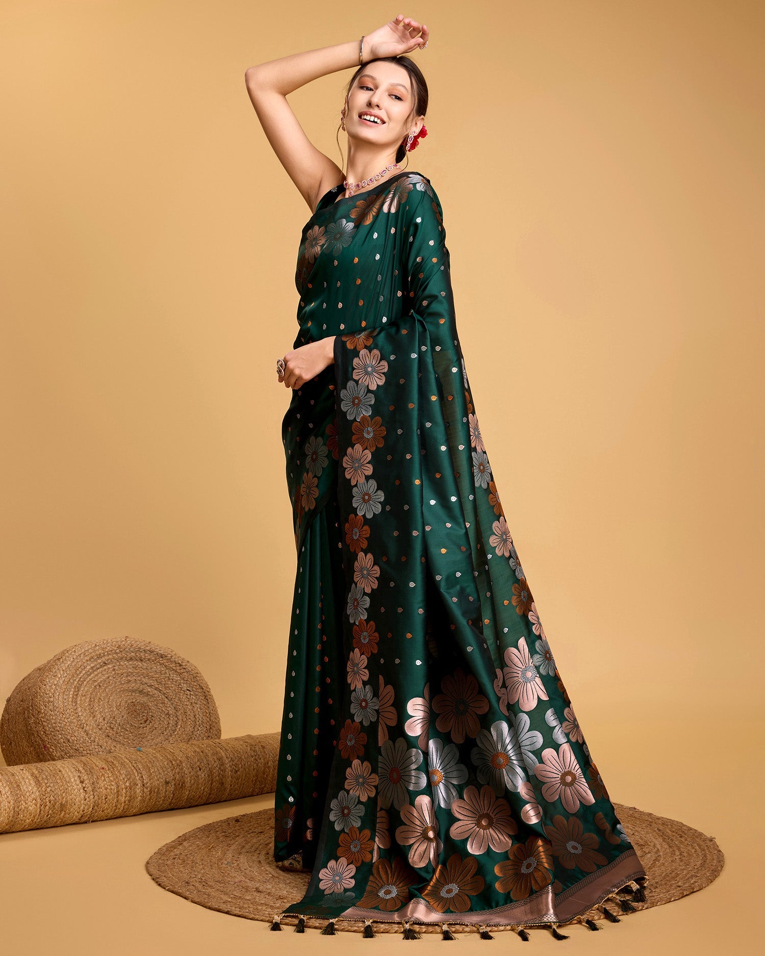 Vedant Vastram Soft Litchi Silk Banarasi Silk Saree - Green | Swadesiicart