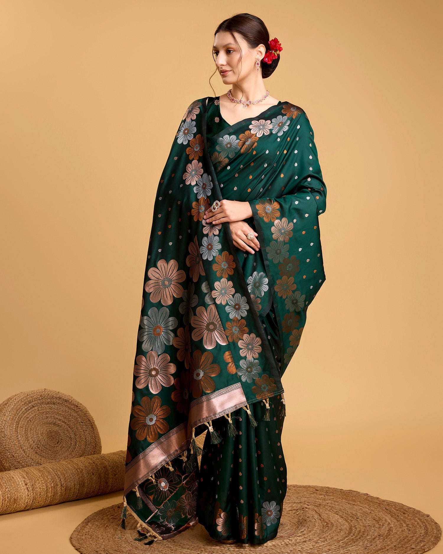 Vedant Vastram Soft Litchi Silk Banarasi Silk Saree - Green | Swadesiicart