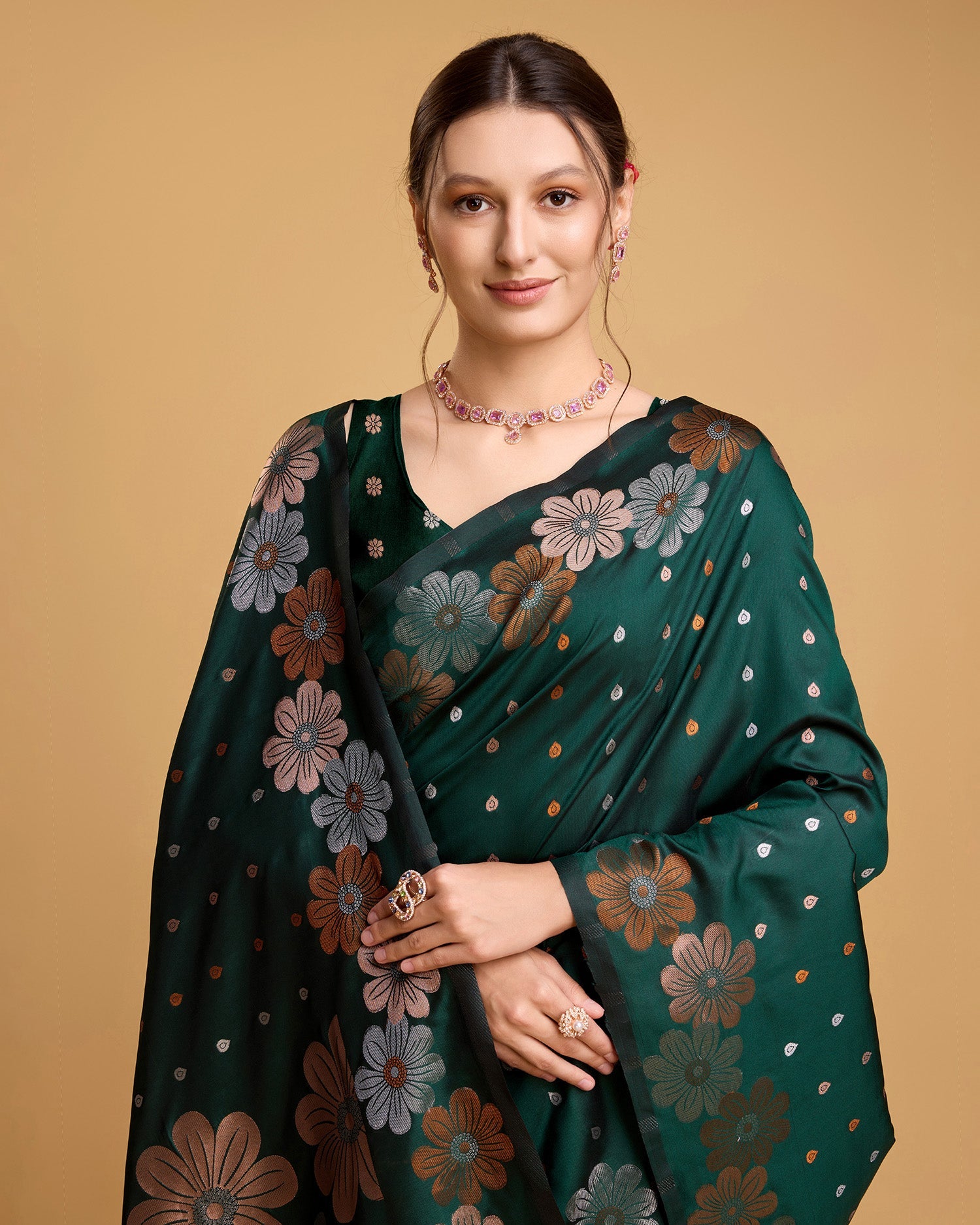 Vedant Vastram Soft Litchi Silk Banarasi Silk Saree - Green | Swadesiicart