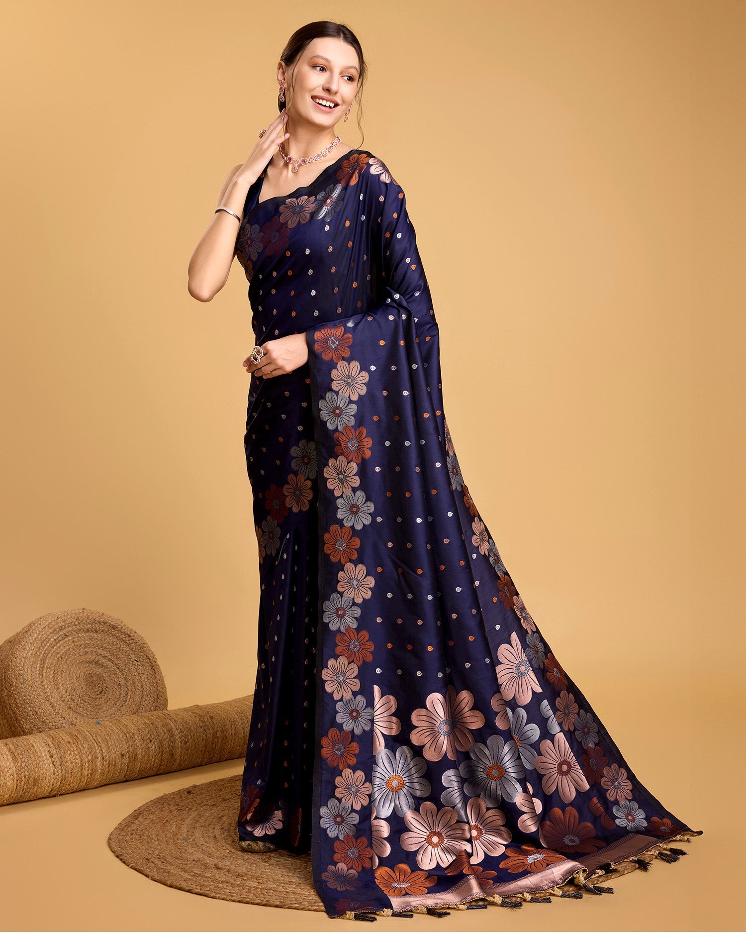 Vedant Vastram Soft Litchi Silk Banarasi Silk Saree - Navy | Swadesiicart
