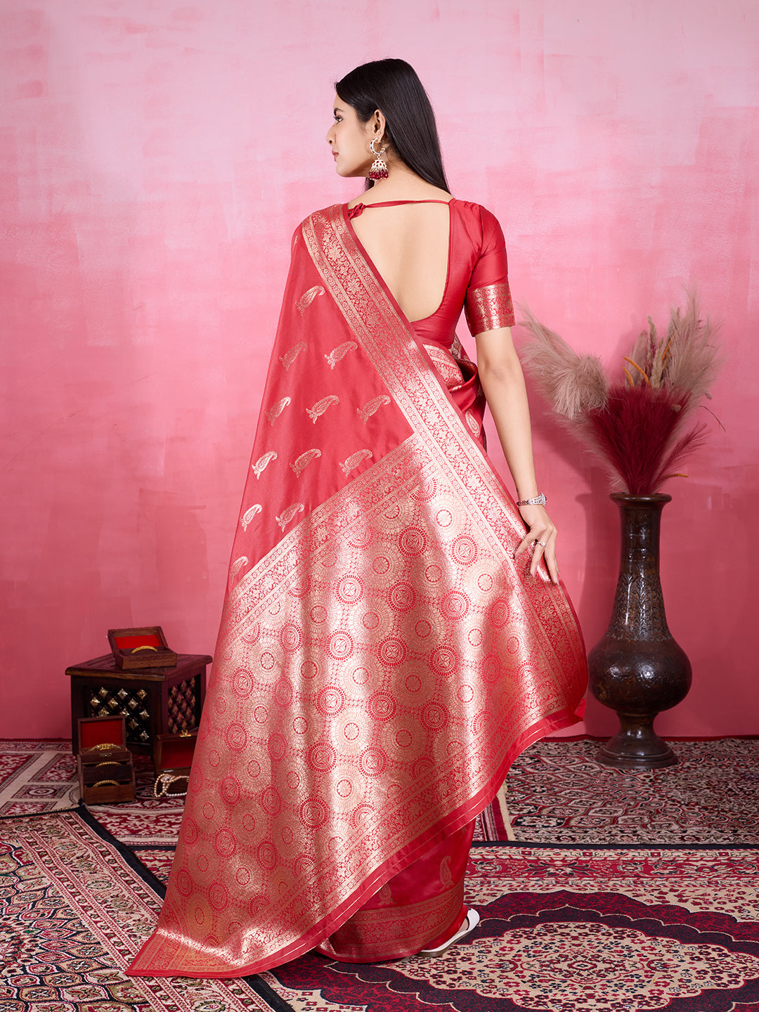 Vedant Vastram Banarasi Silk Fashion Saree - Red | Swadesiicart