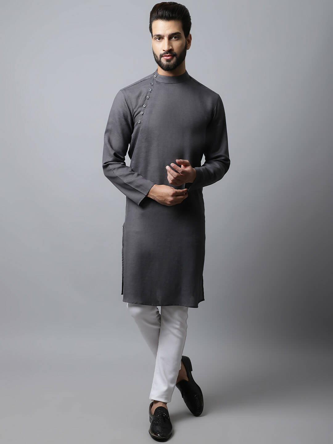 Even Apparels Grey Color Pure Cotton Men's Kurta With Side Placket (SLD1202) | Swadesiicart