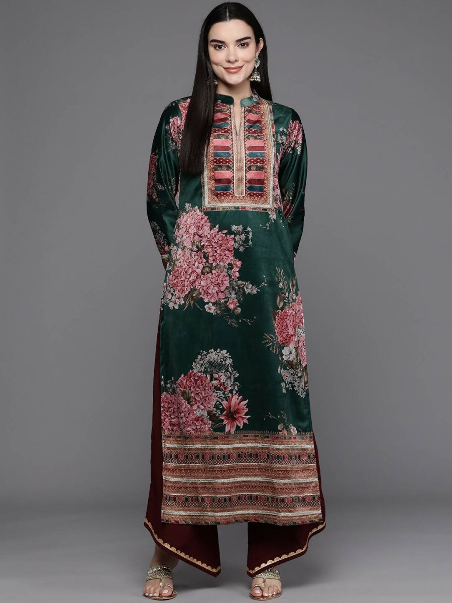 Ahalyaa Women Floral Printed Gotta Patti Velvet Kurta - Green Color | Swadesiicart