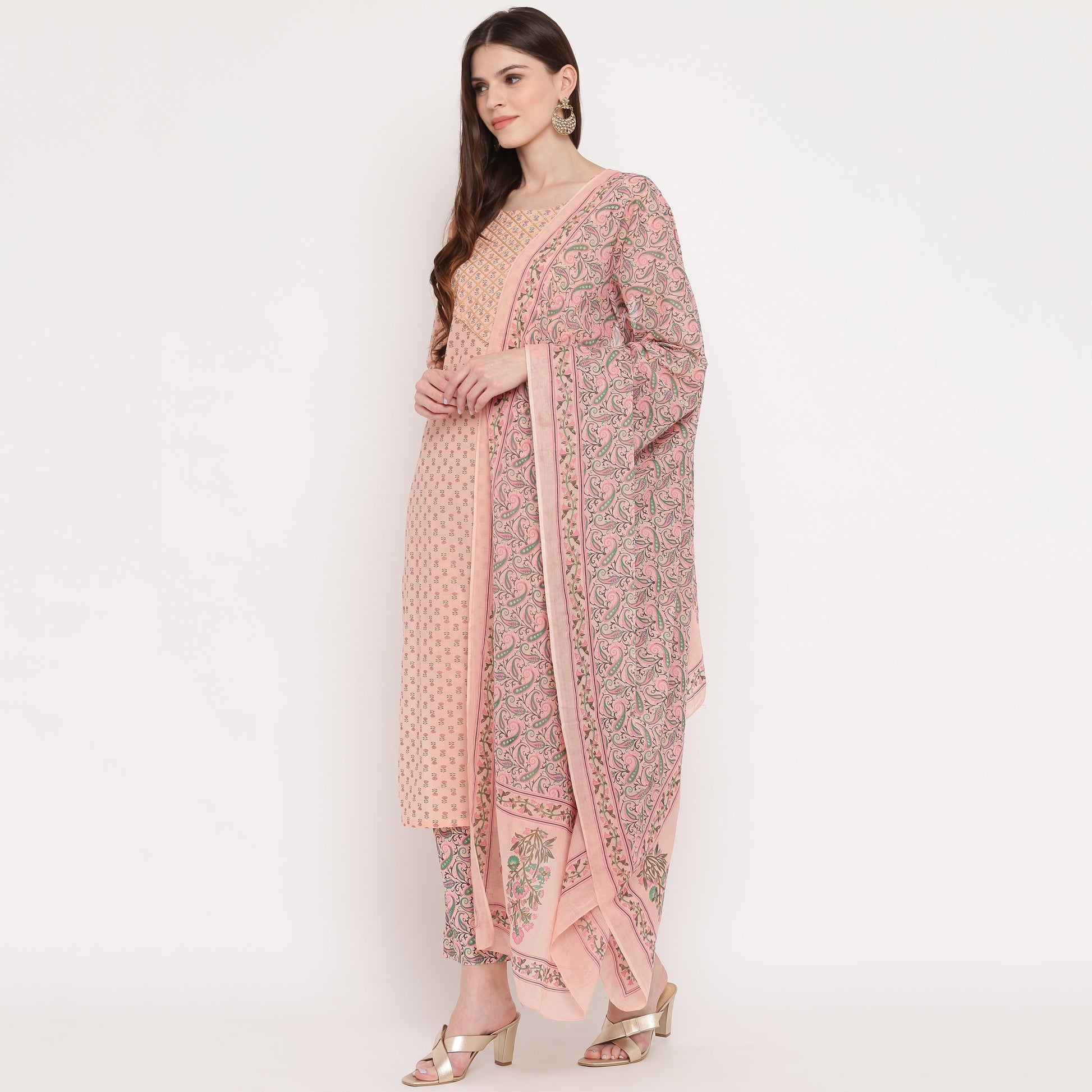 NOZ2TOZ Women's Foil Print & Gota Patti Work Straight Cotton Peach Kurta, Pant & Dupatta - Swadesiicart