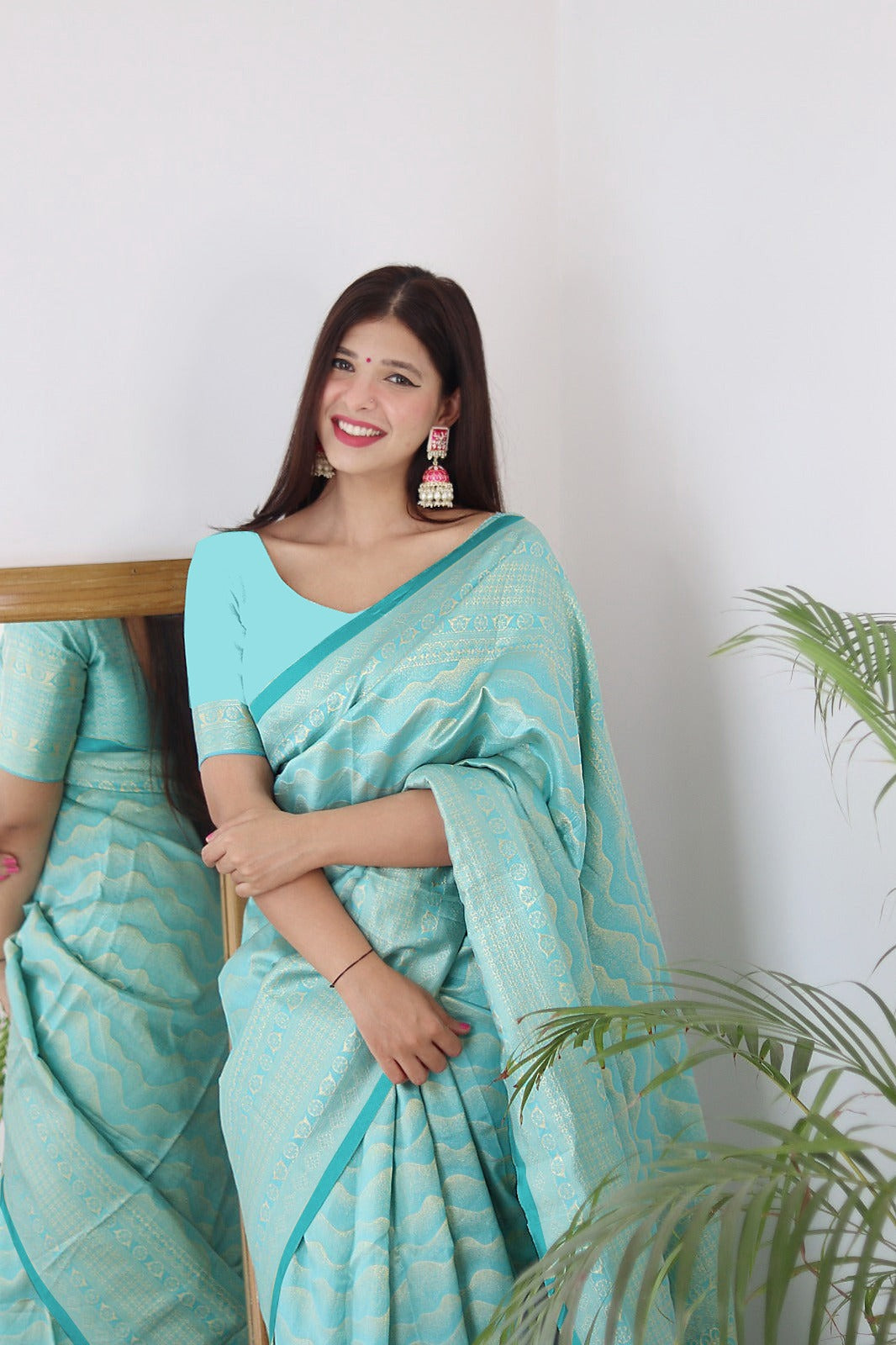 Vamika Weaving Banarasi Jacquard rama Kanjivaram Saree | Swadesiicart