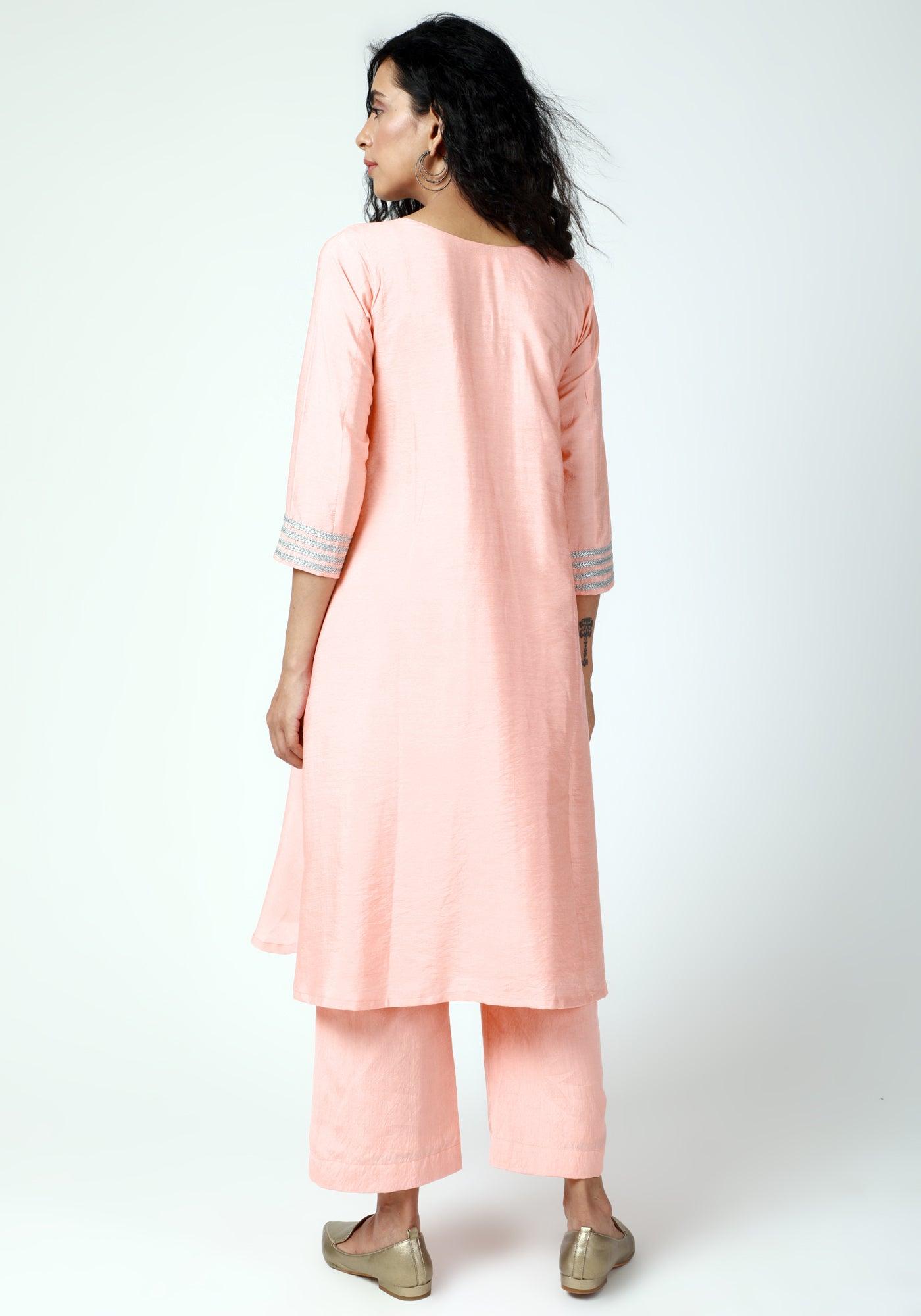 trueBrowns Peach Laced Kurta-Pant-Dupatta | Swadesiicart