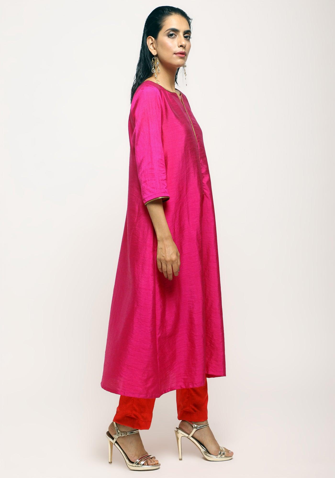 trueBrowns Pink Laced Kurta Set | Swadesiicart