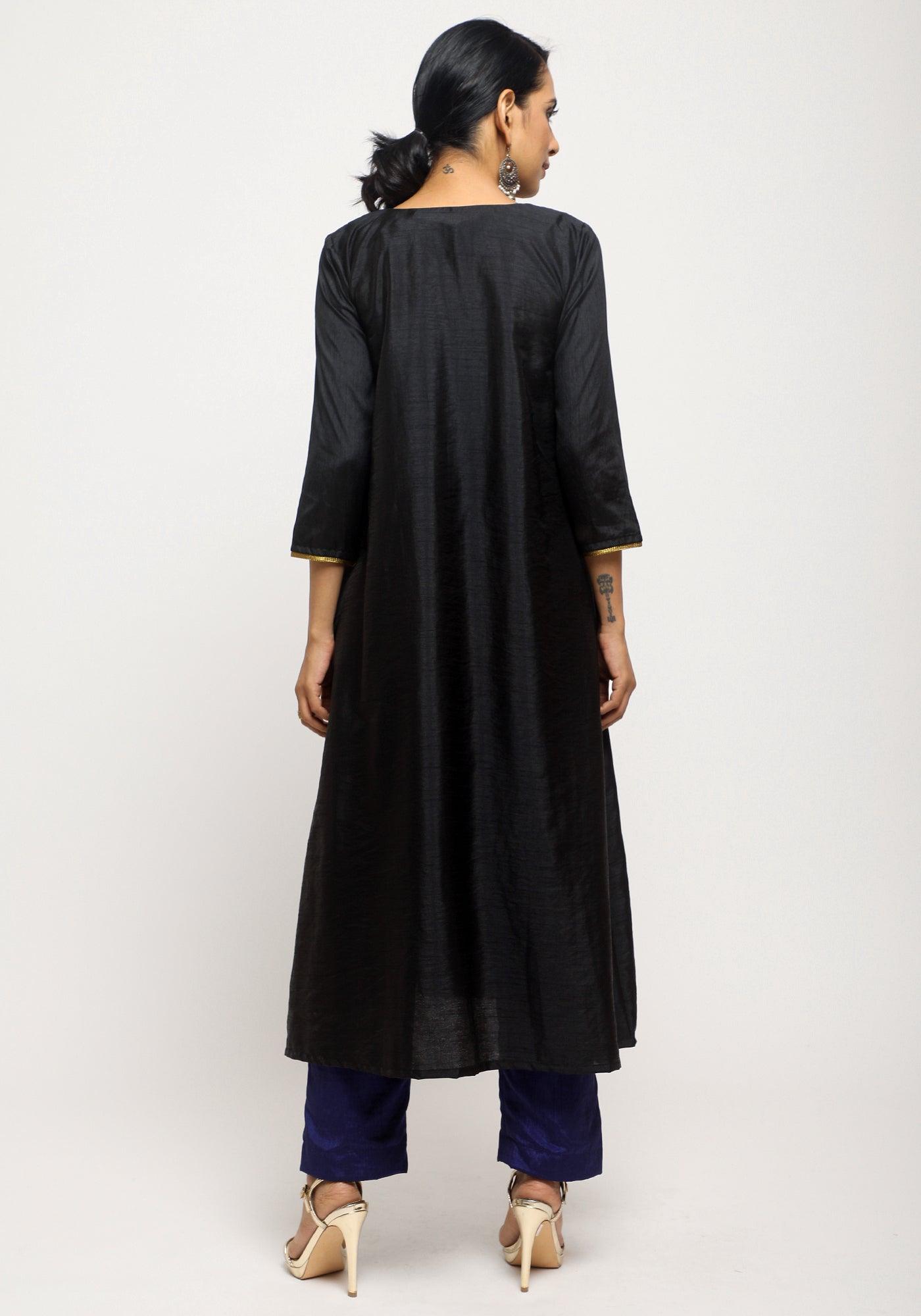 trueBrowns Black Laced Kurta Set | Swadesiicart