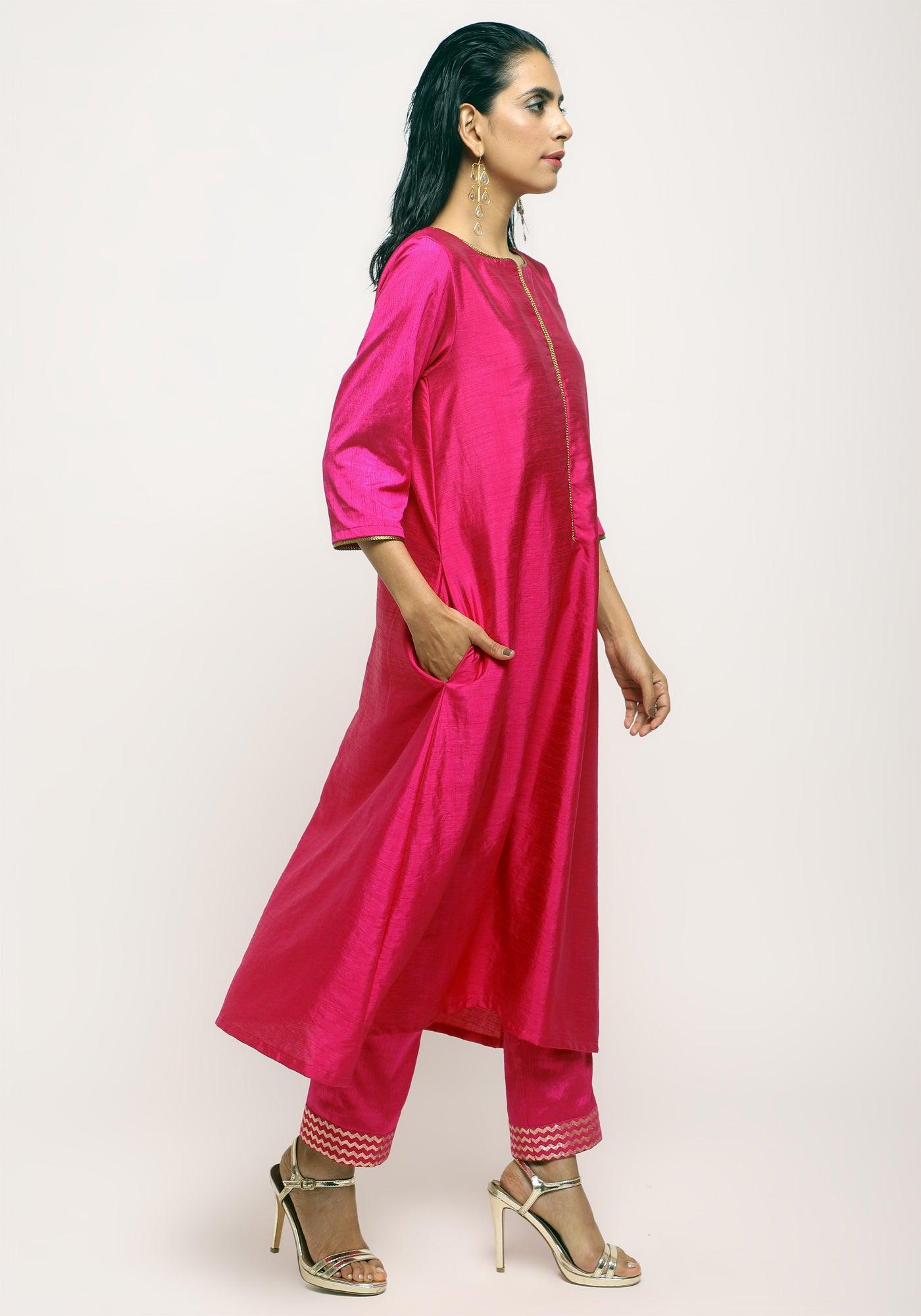 trueBrowns Pink Laced Kurta- Foil Pant | Swadesiicart