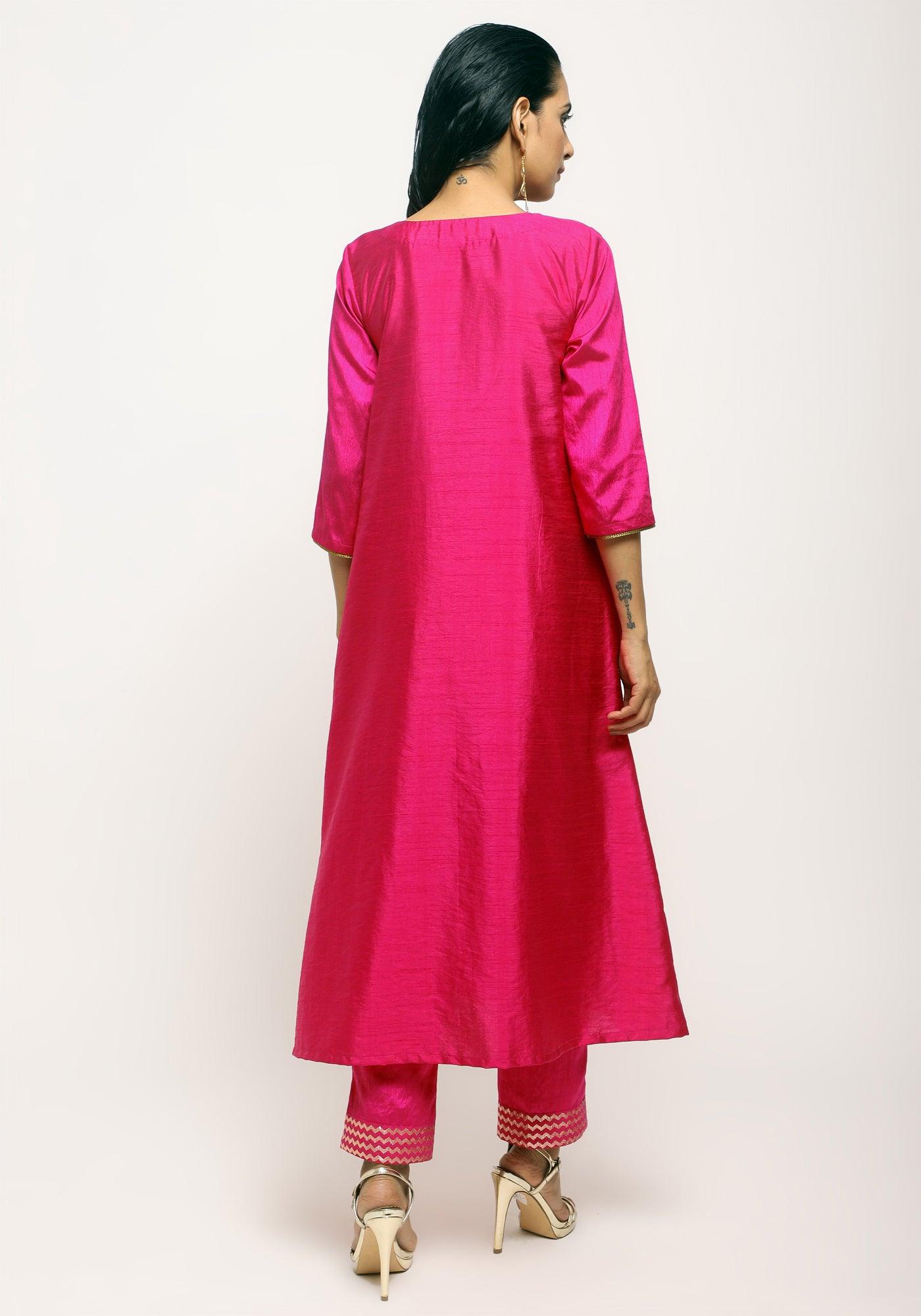 trueBrowns Pink Laced Kurta- Foil Pant | Swadesiicart