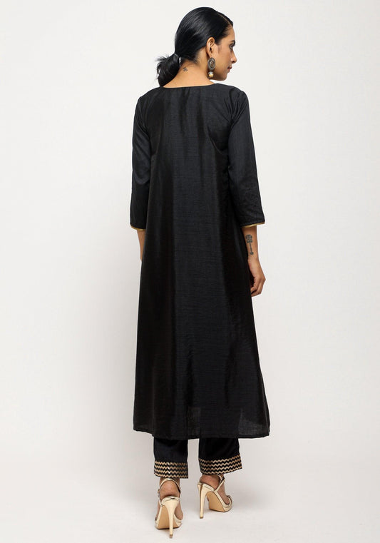 trueBrowns Black Laced Kurta- Foil Pant | Swadesiicart