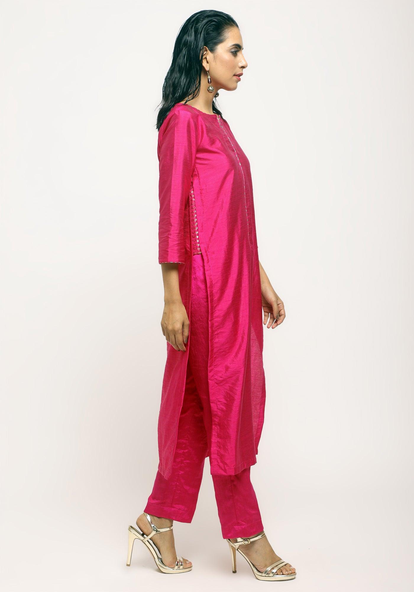 trueBrowns Pink Foil High Slit Set | Swadesiicart