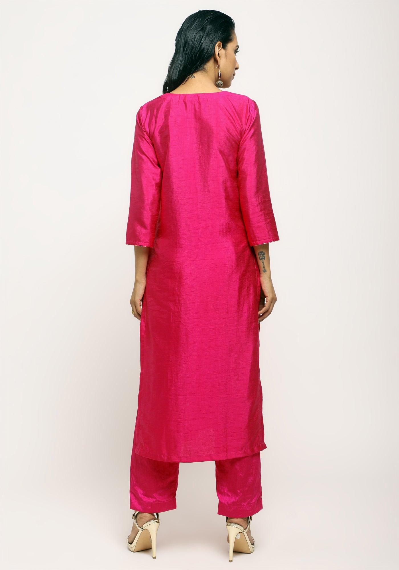 trueBrowns Pink Foil High Slit Set | Swadesiicart