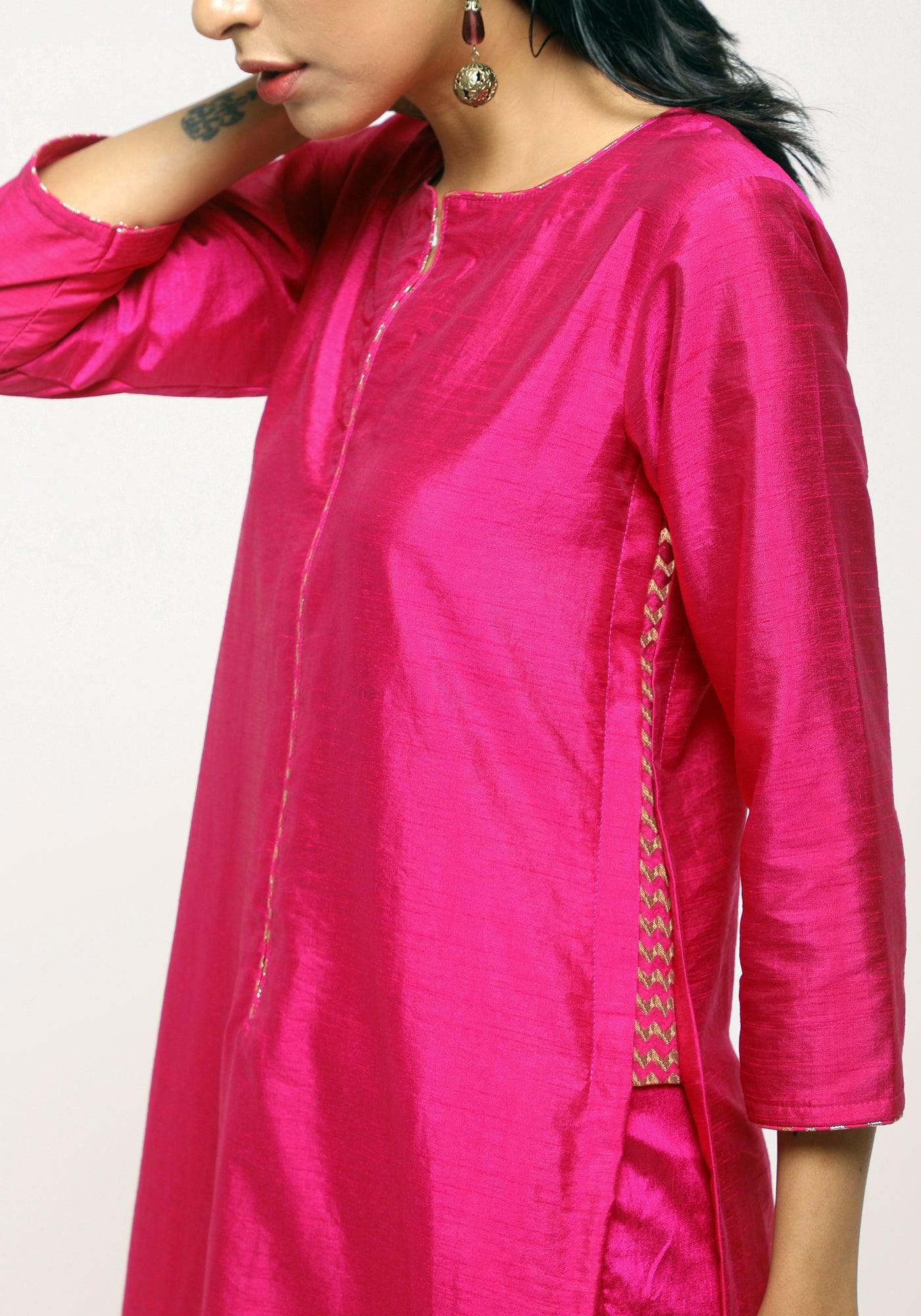 trueBrowns Pink Foil High Slit Set | Swadesiicart