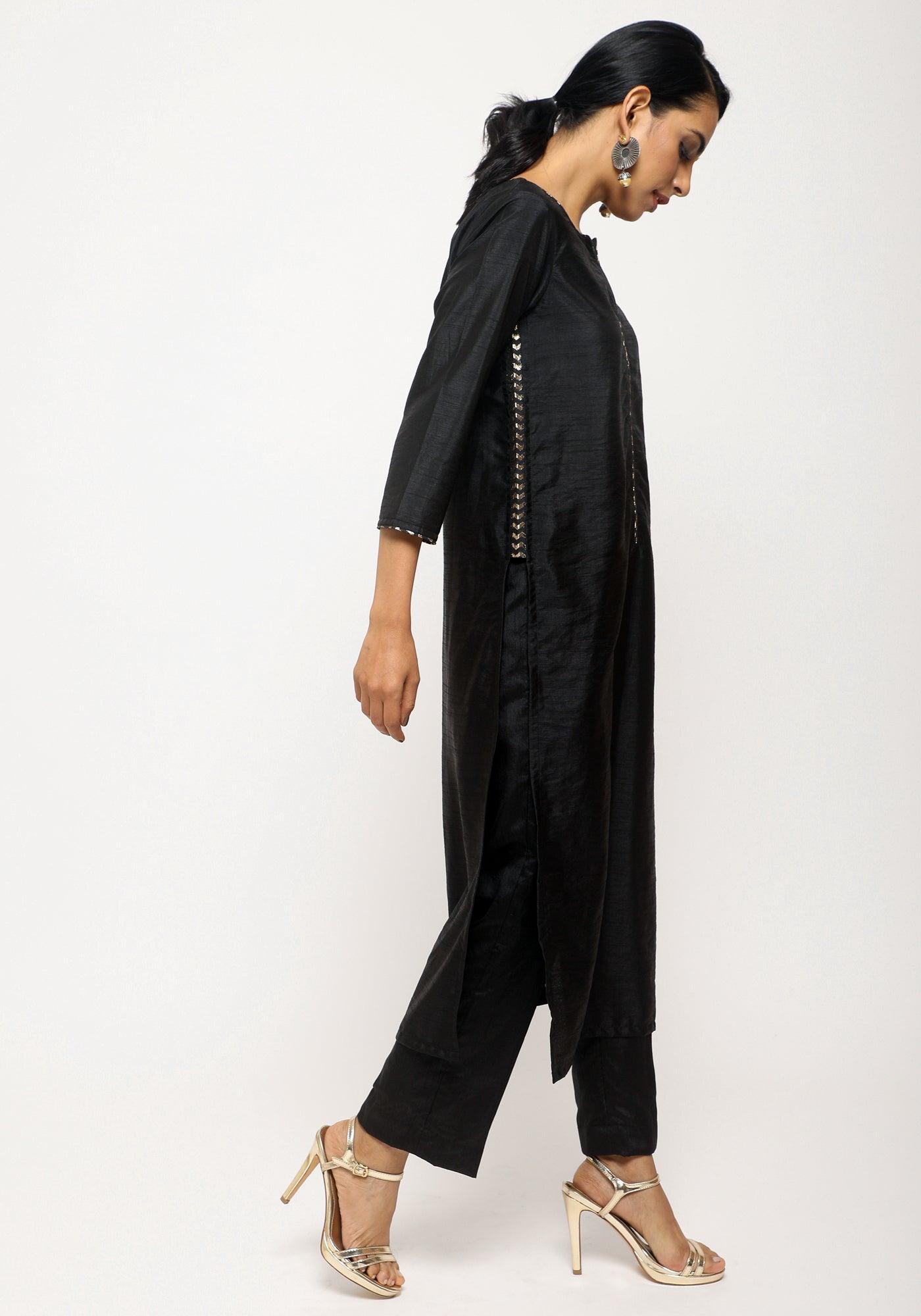 trueBrowns Black Foil High Slit Set | Swadesiicart
