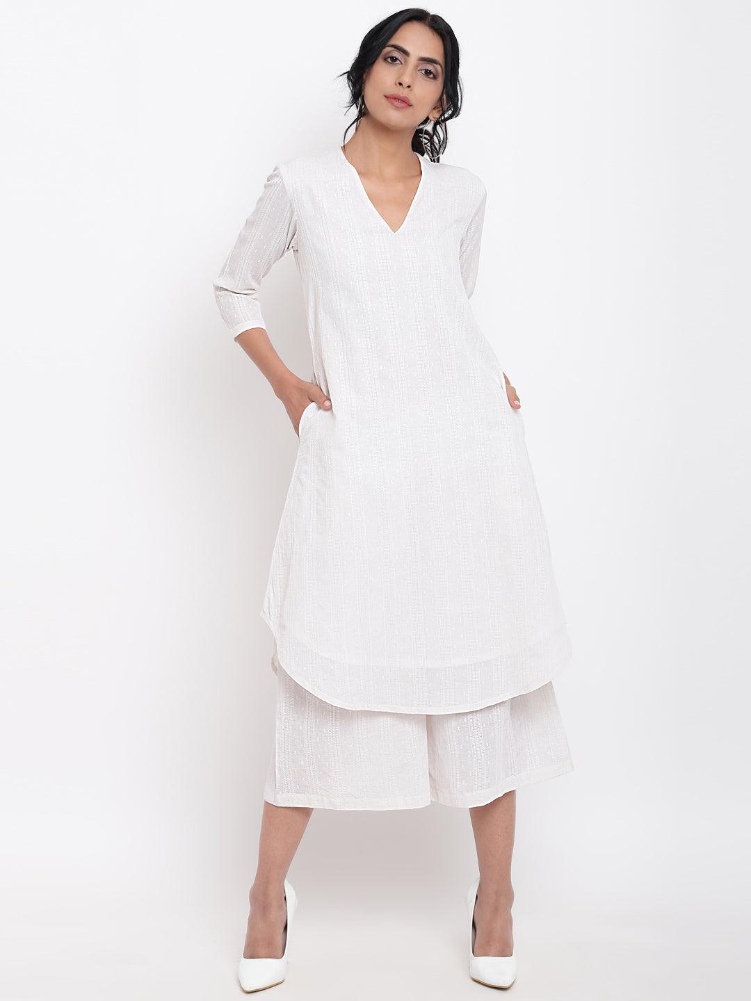 trueBrowns White Dobby Kurta Set | Swadesiicart