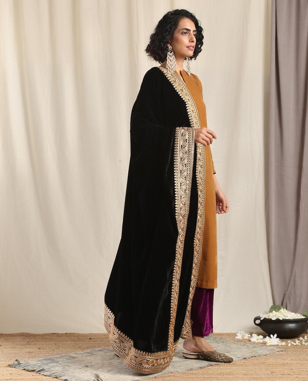 trueBrowns Black Velvet Embroidered Lace Shawl | Swadesiicart