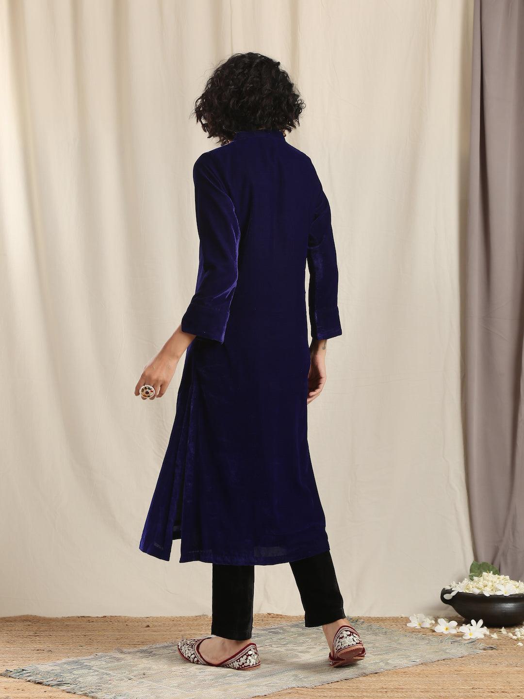 trueBrowns Blue Velvet Slit Kurta | Swadesiicart