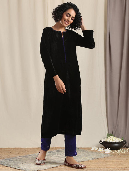 trueBrowns Black Velvet slit Kurta | Swadesiicart