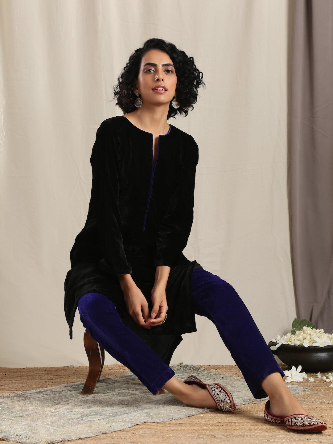 trueBrowns Black Velvet slit Kurta | Swadesiicart