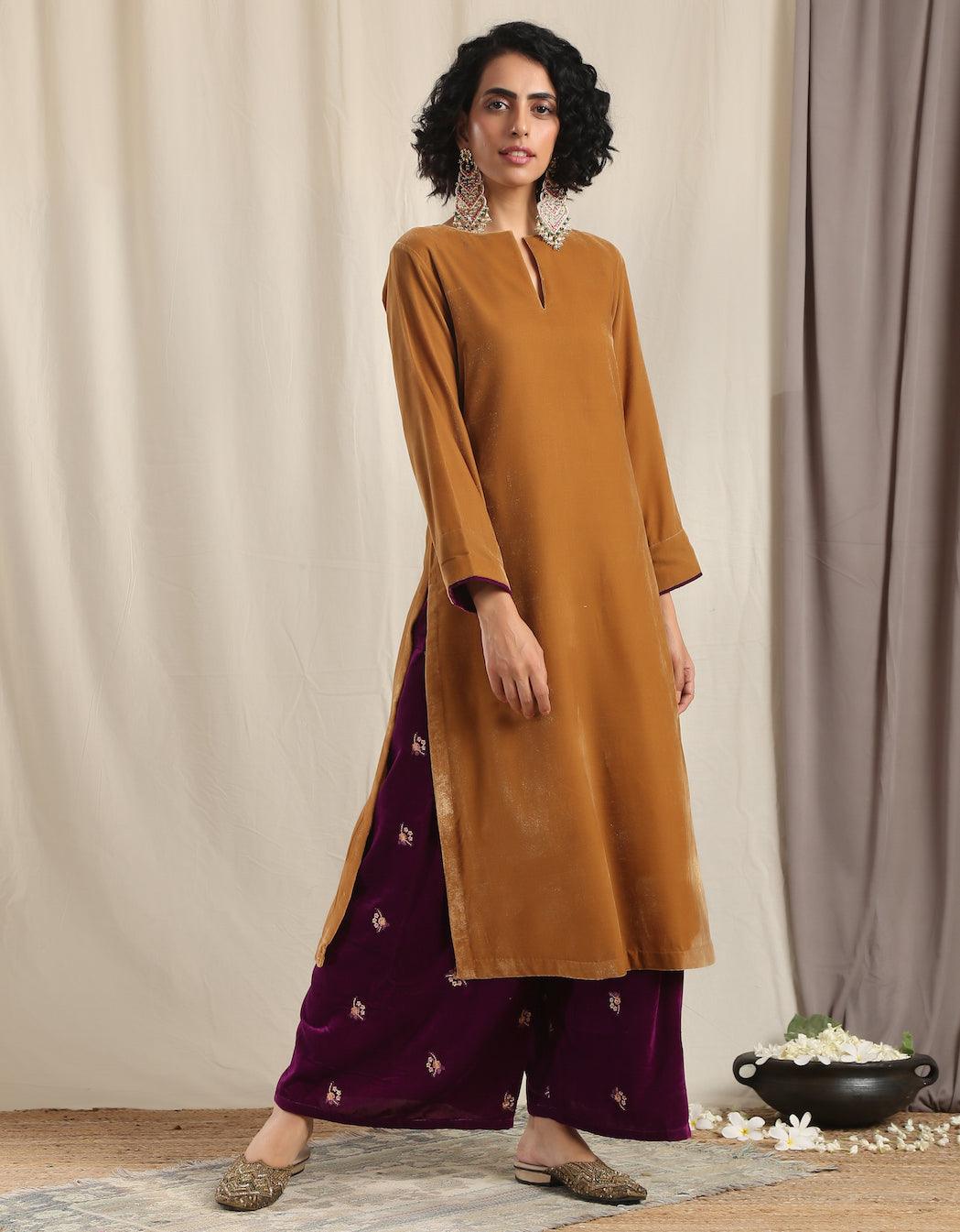 trueBrowns Brown Velvet Slit Kurta | Swadesiicart