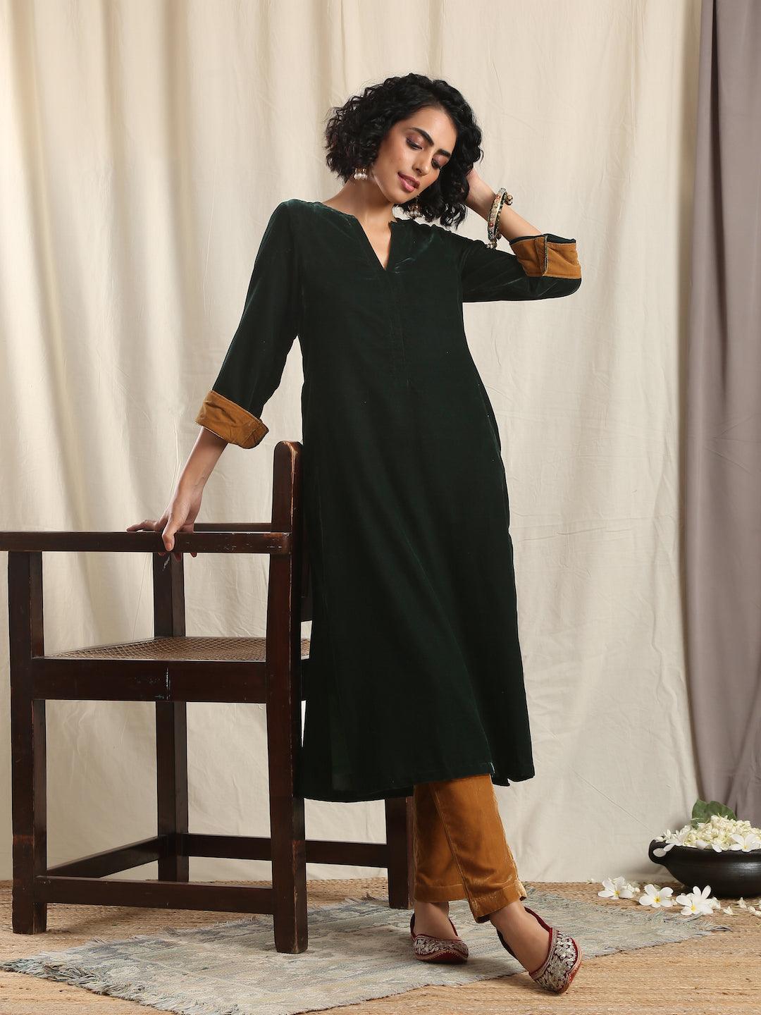 trueBrowns Green Velvet Slit Kurta | Swadesiicart