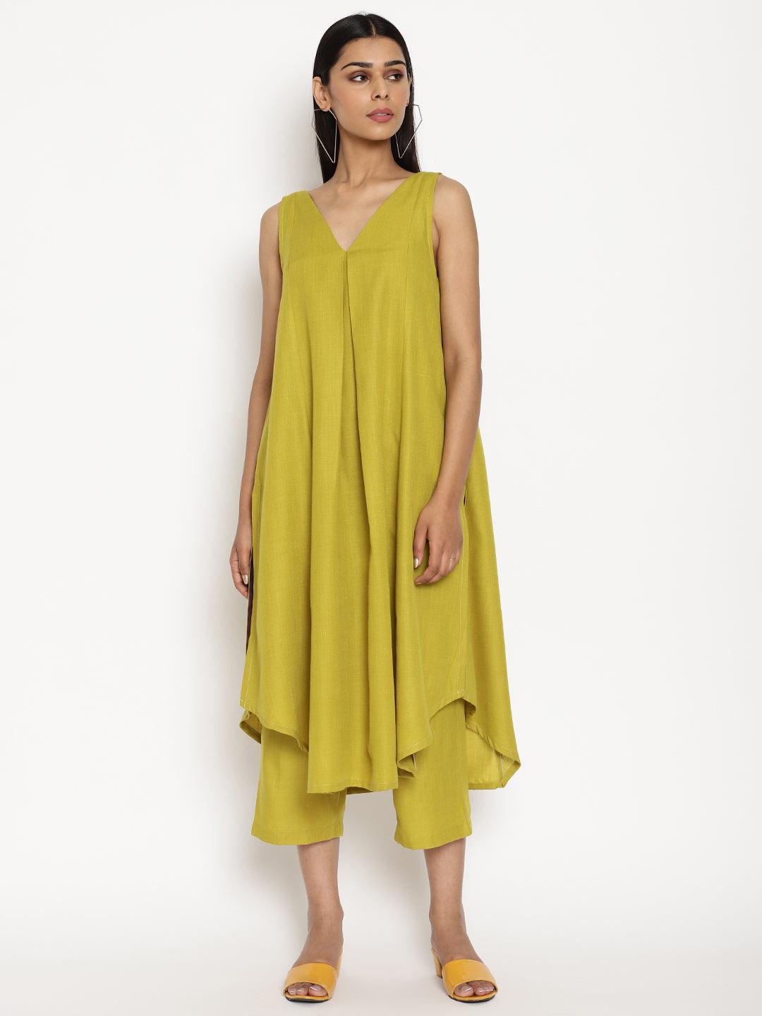 trueBrowns Cotton Linen Lime Green Sleeveless Flared Kurta Pant Set | Relove | Swadesiicart
