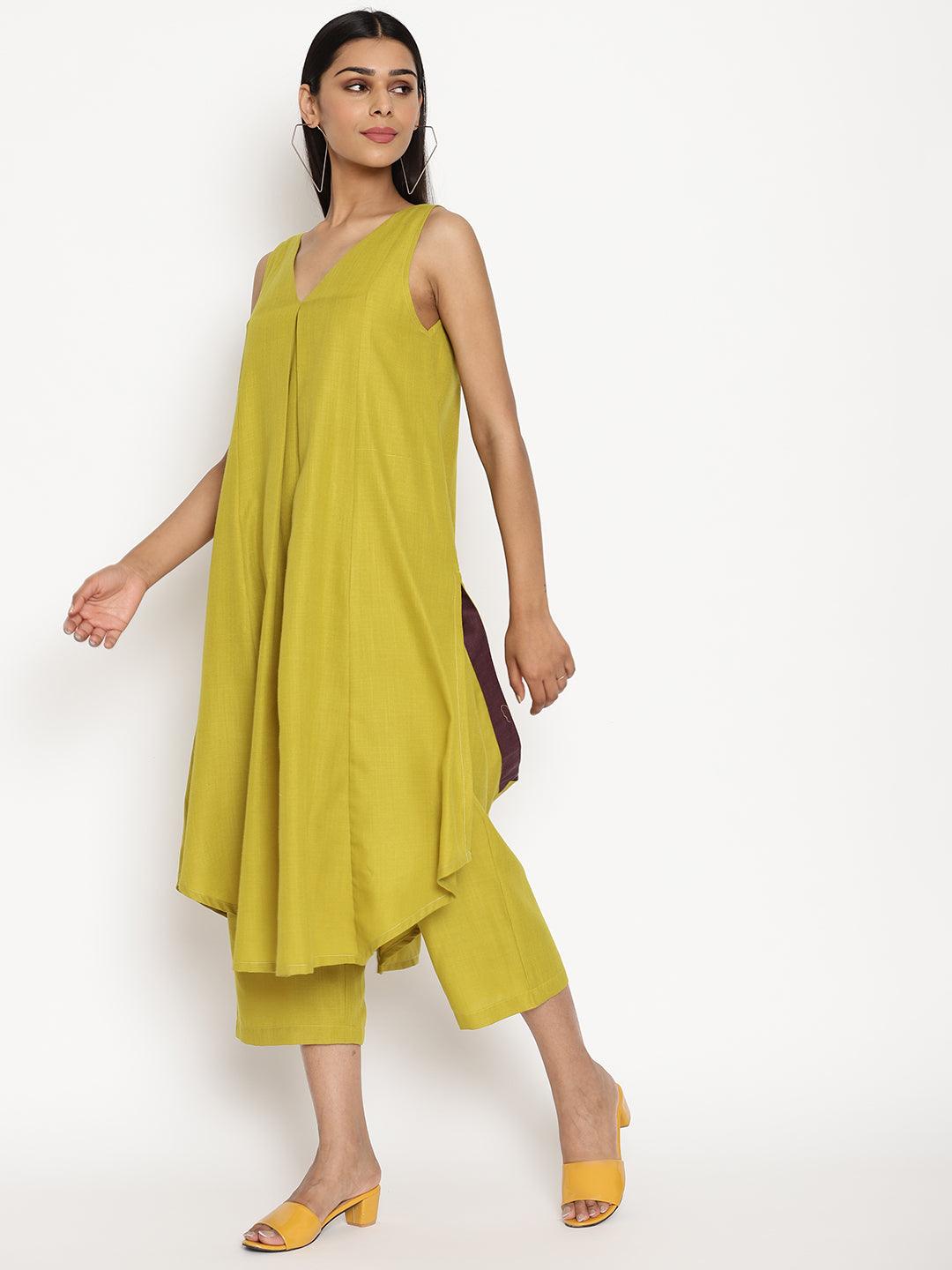trueBrowns Cotton Linen Lime Green Sleeveless Flared Kurta Pant Set | Swadesiicart