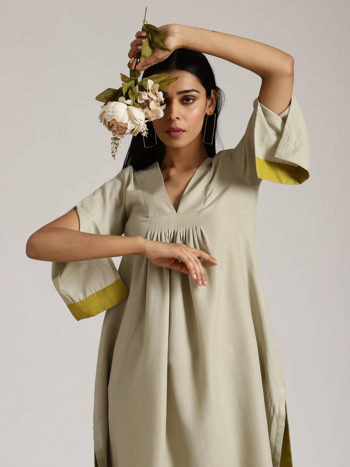 trueBrowns Cotton Linen Light Grey Flared Kurta Pant Set | Swadesiicart