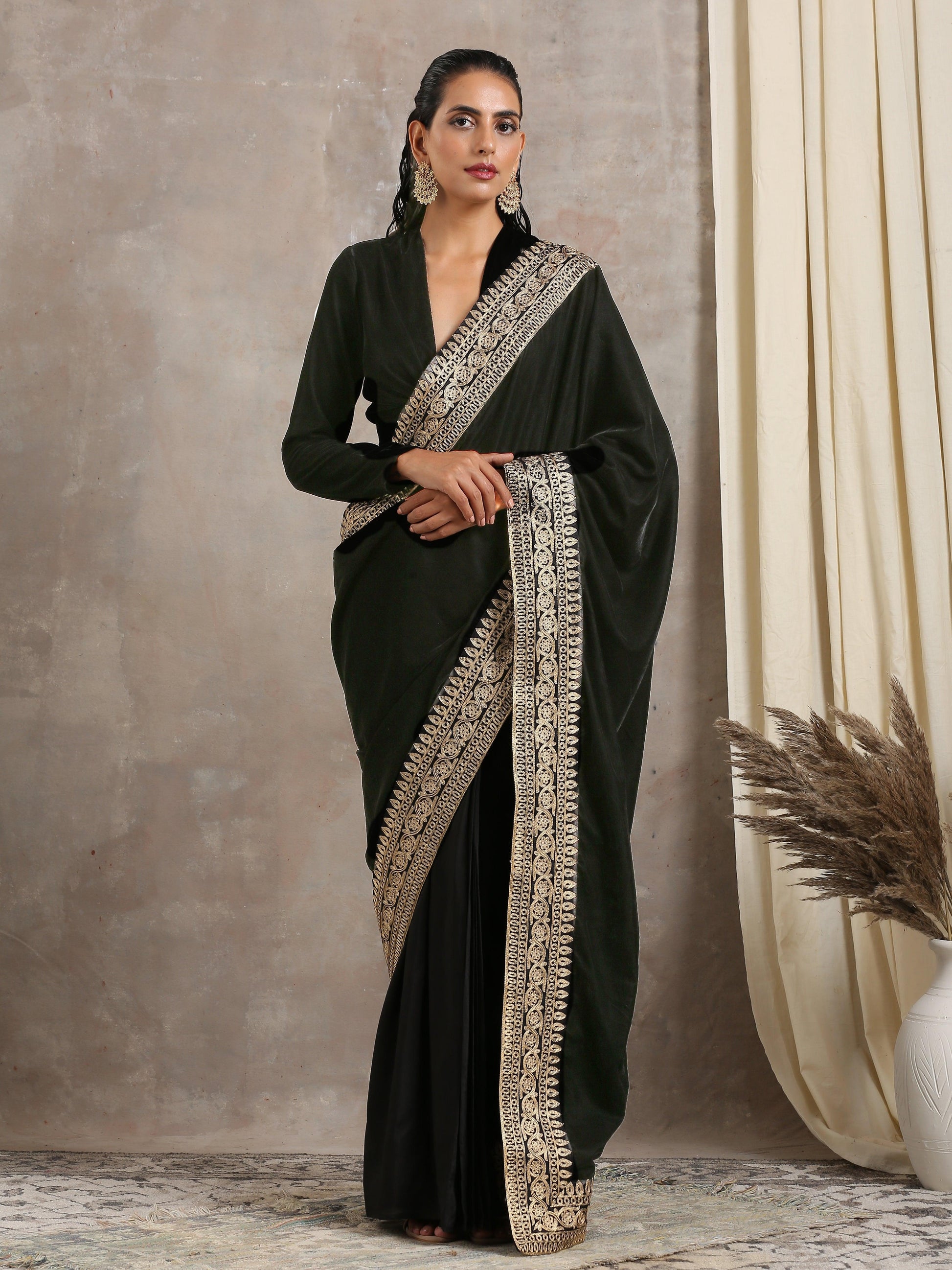 trueBrowns Velvet Silk Embroidered Ready Pleated Saree | Swadesiicart