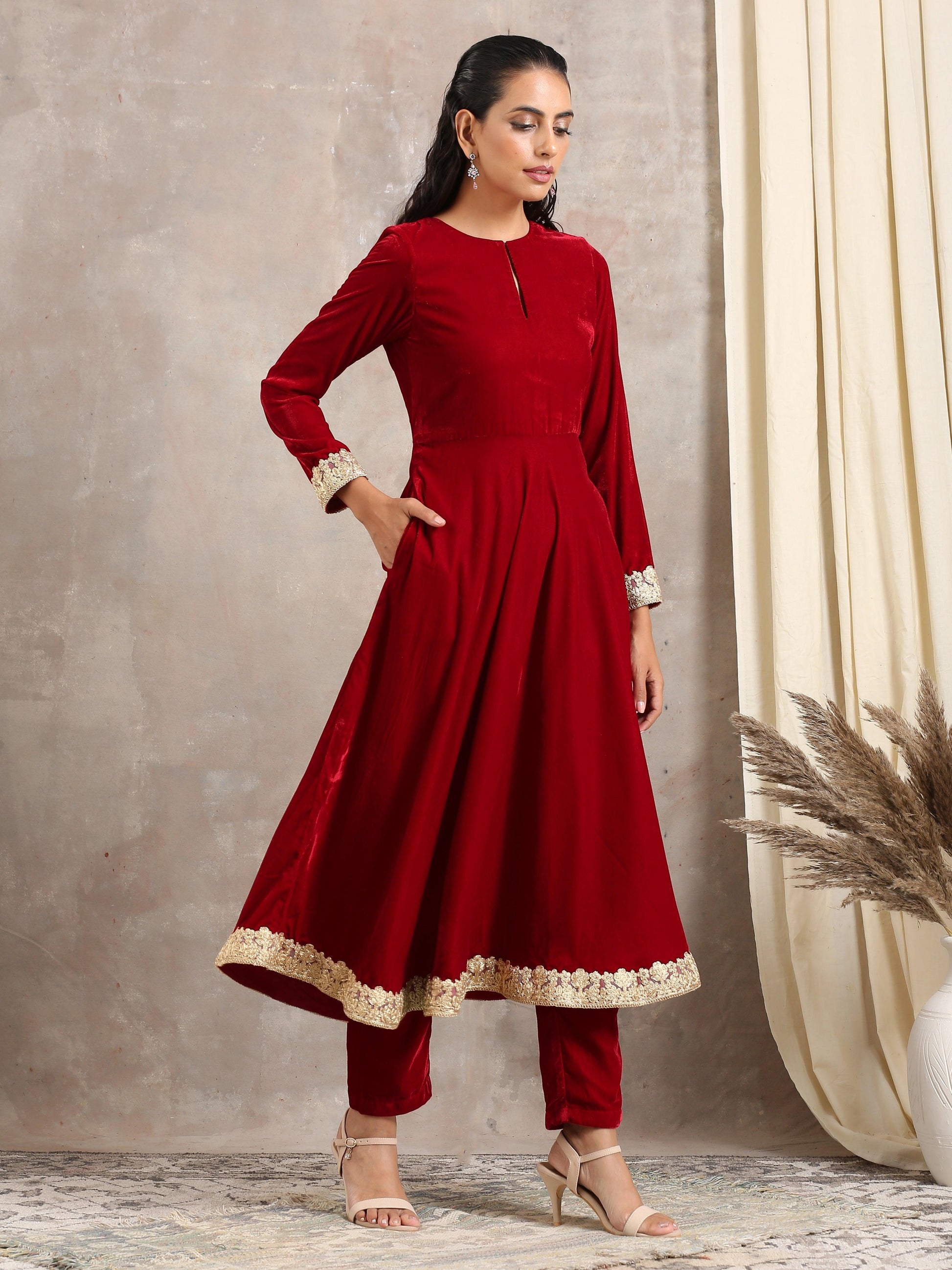 trueBrowns Red Velvet Flared Lace Kurta | Swadesiicart