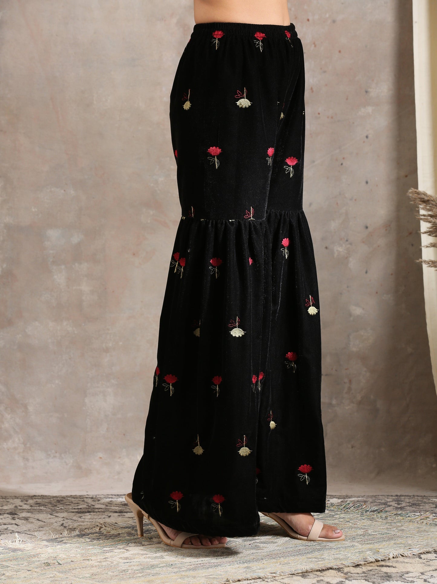 trueBrowns Black Velvet Embroidered Kurta Sharara Set | Swadesiicart