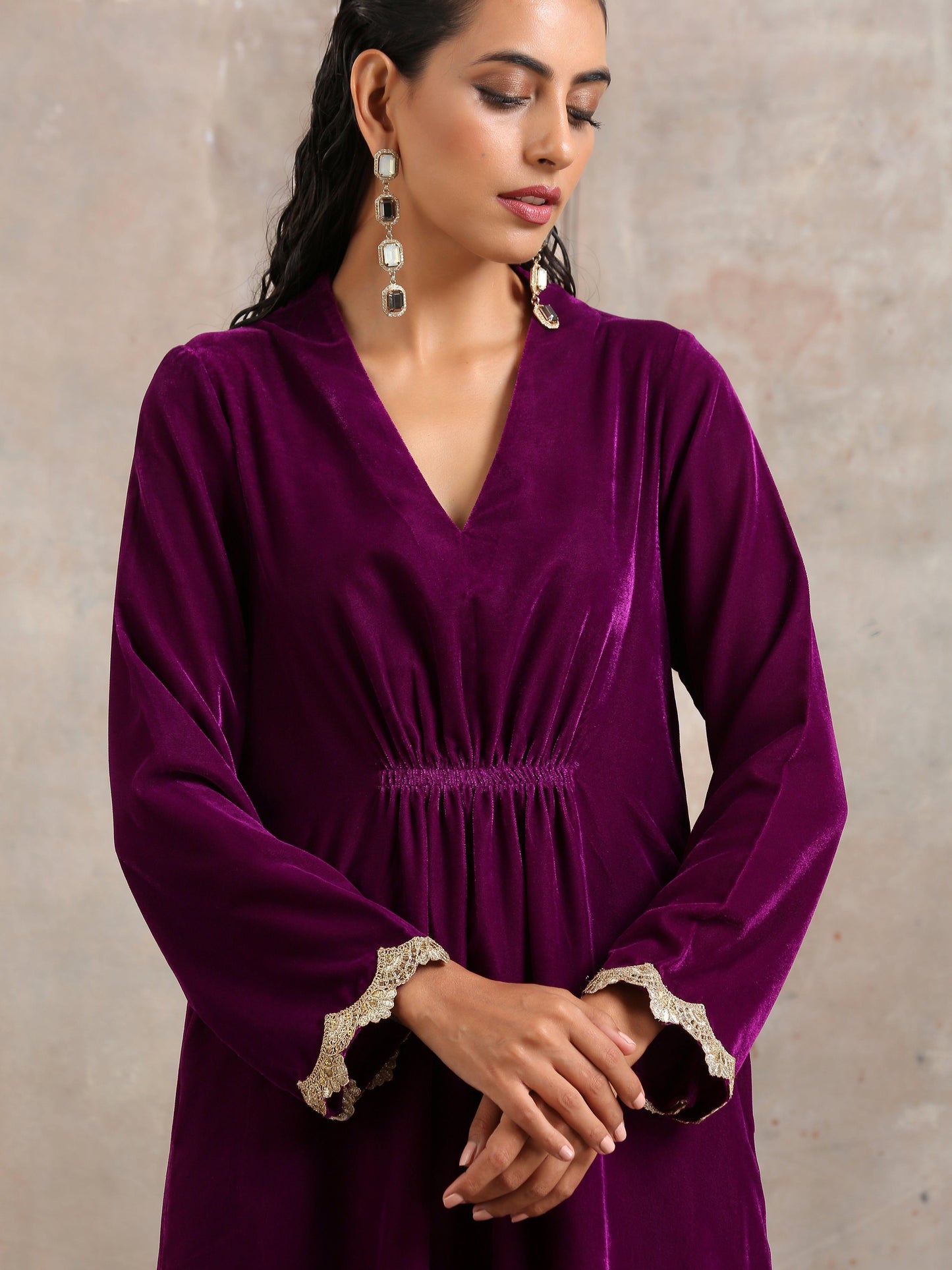trueBrowns Wine Velvet Lace Kurta Pant Set | Swadesiicart