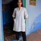 trueBrowns White Cotton Blend Short Kurta | Swadesiicart